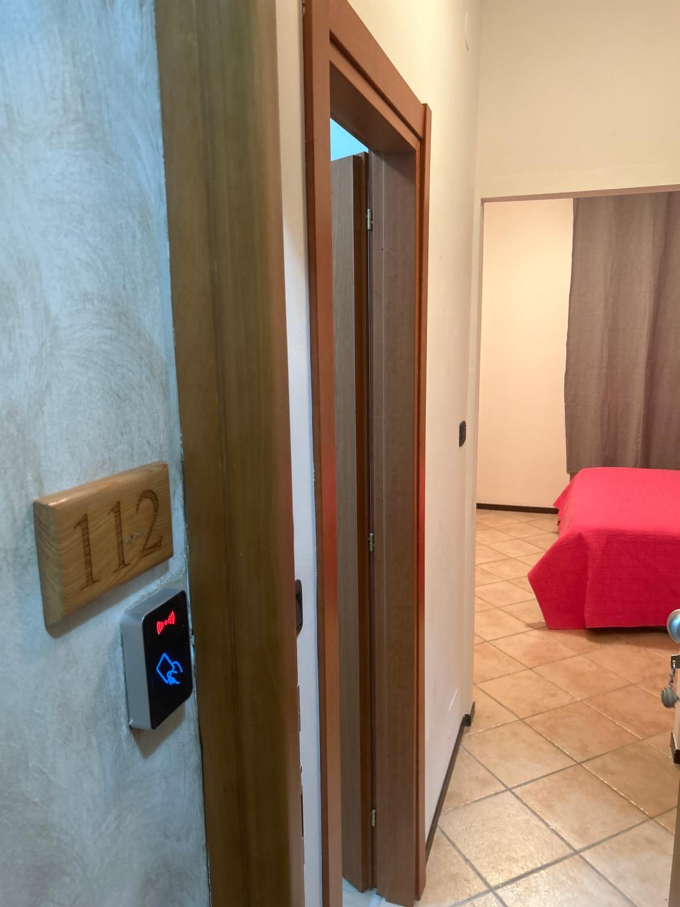 Large Double Room photo 3