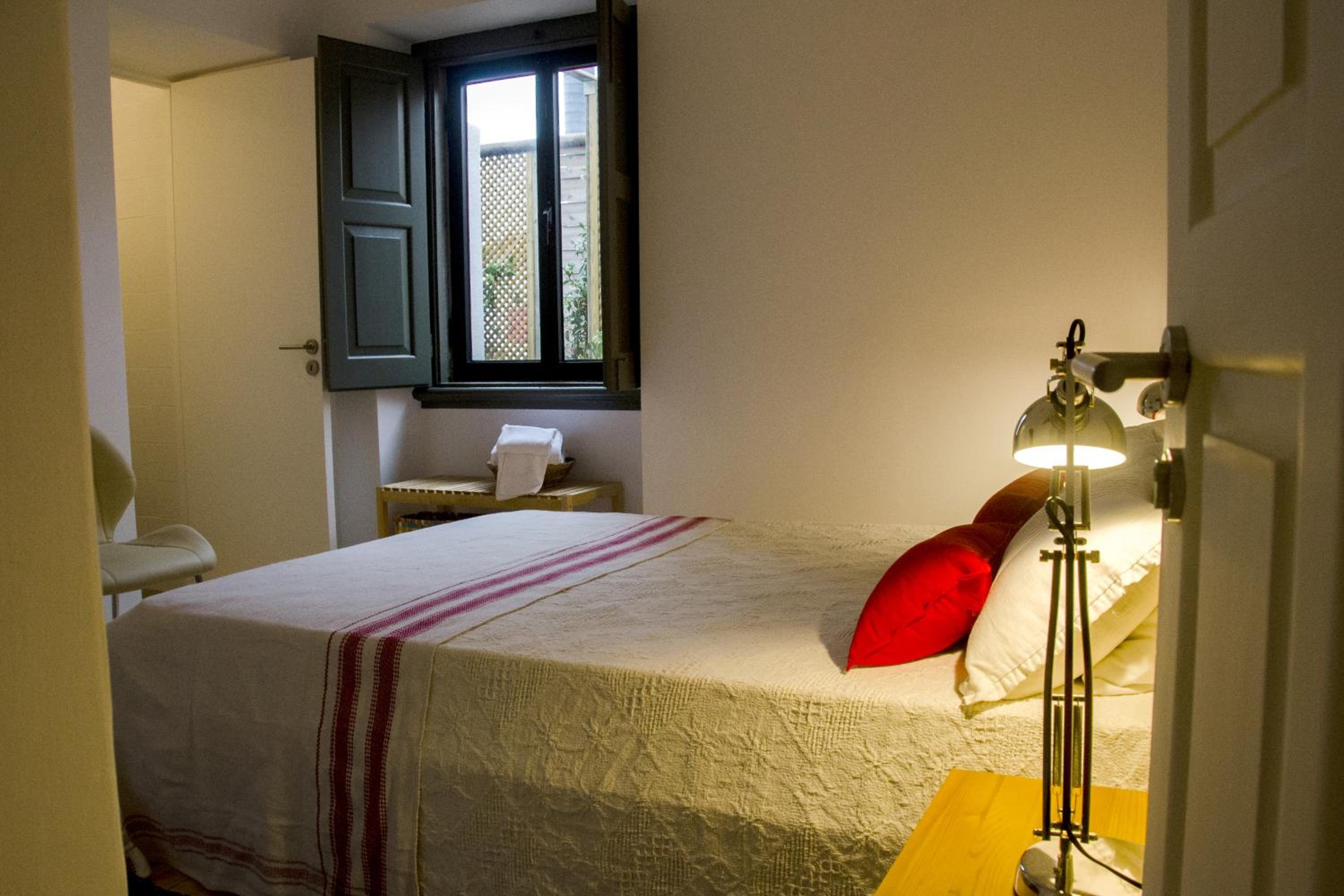Double Room with Private Bathroom photo 1