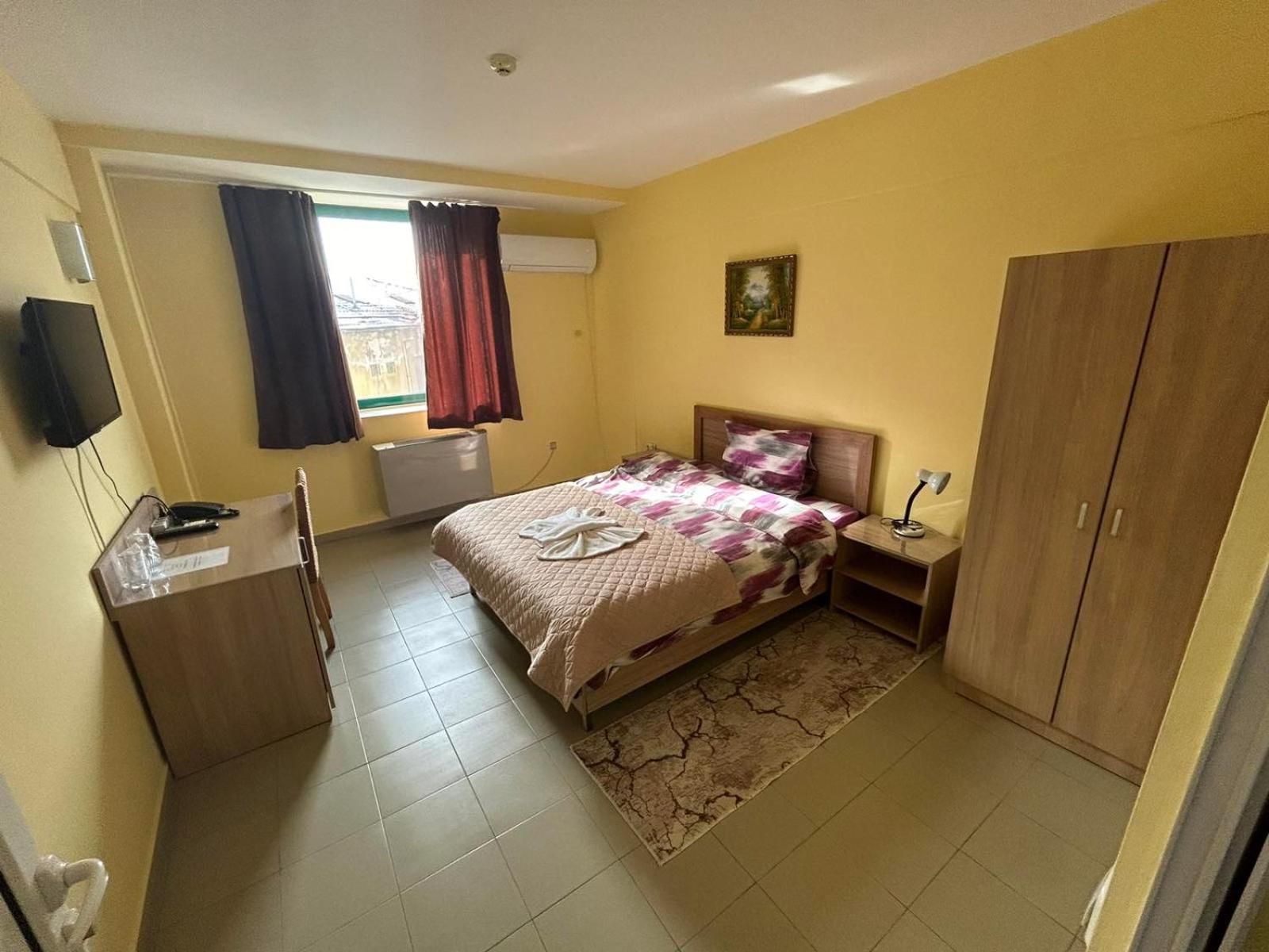 Double Room photo 3