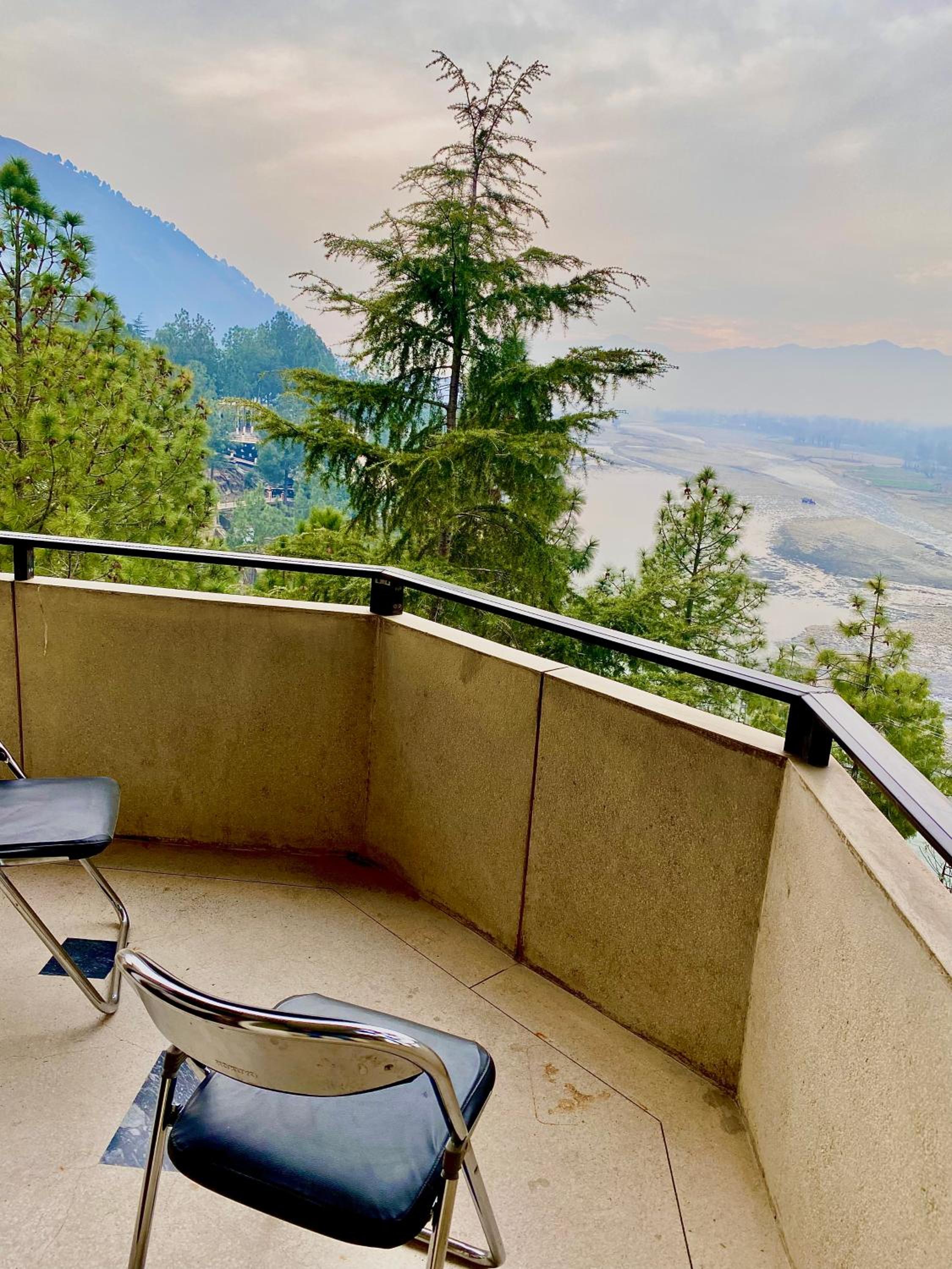 Deluxe Double Room with Balcony and Sea View photo 3