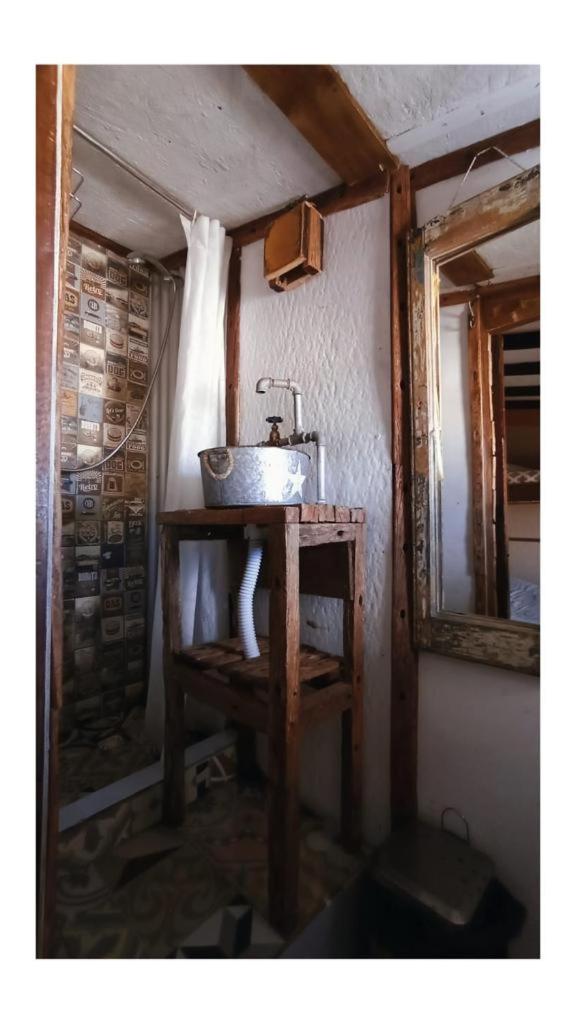 Double Room with Private Bathroom photo 3