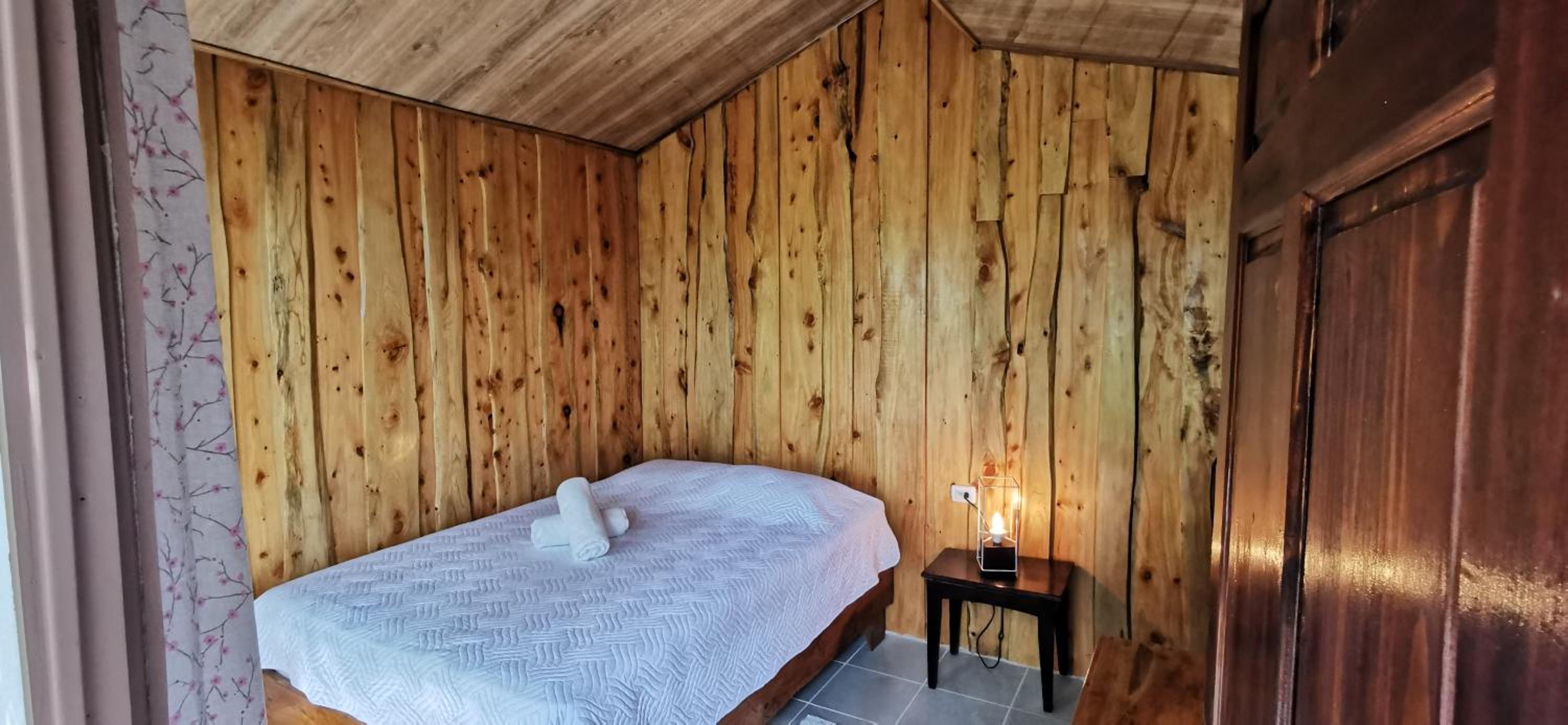 Deluxe Double Room with Balcony photo 1