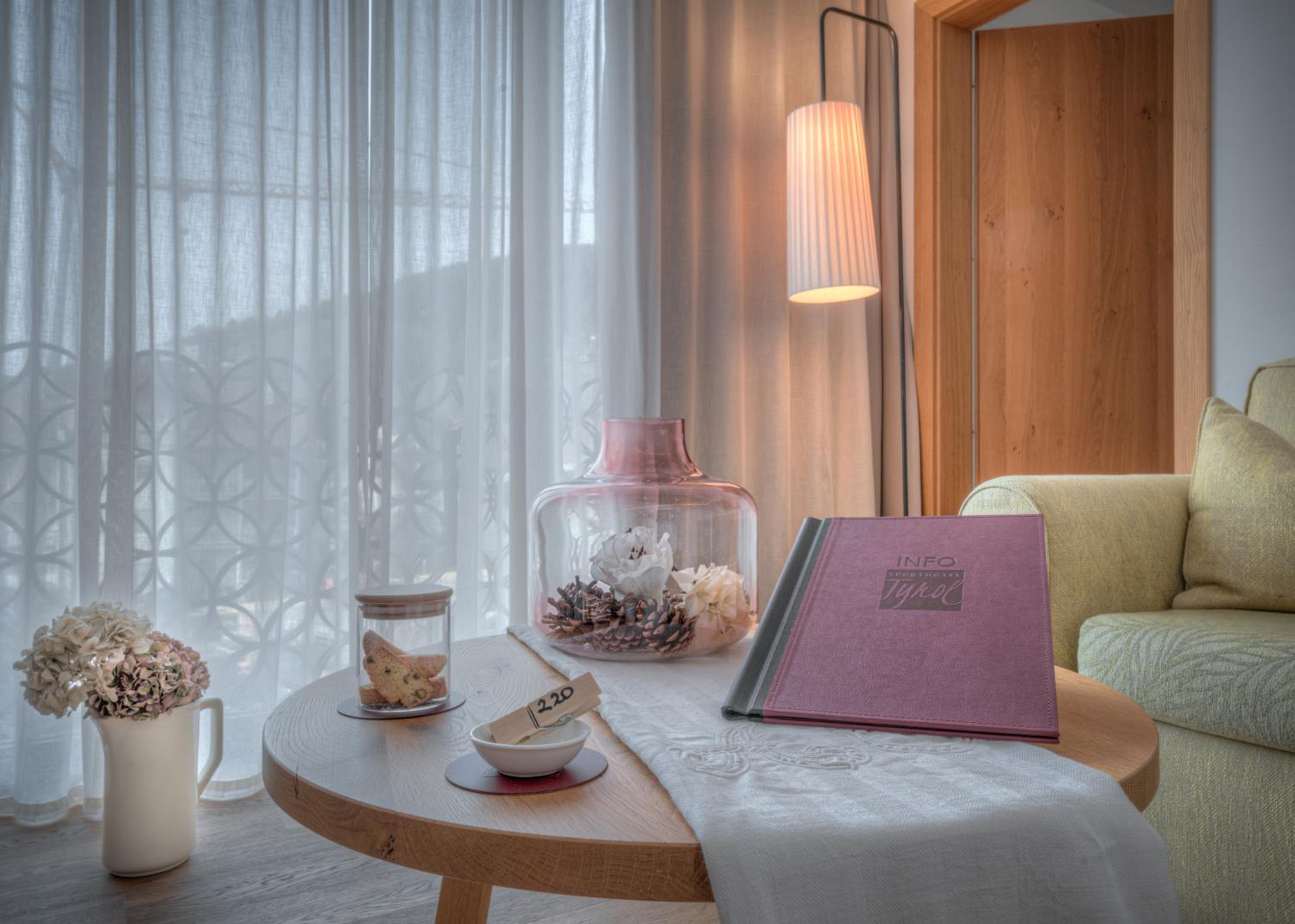 Suite - Photo 7