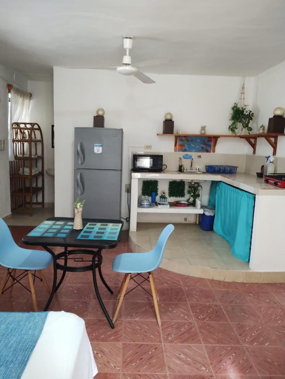 One-Bedroom Apartment - Photo 9
