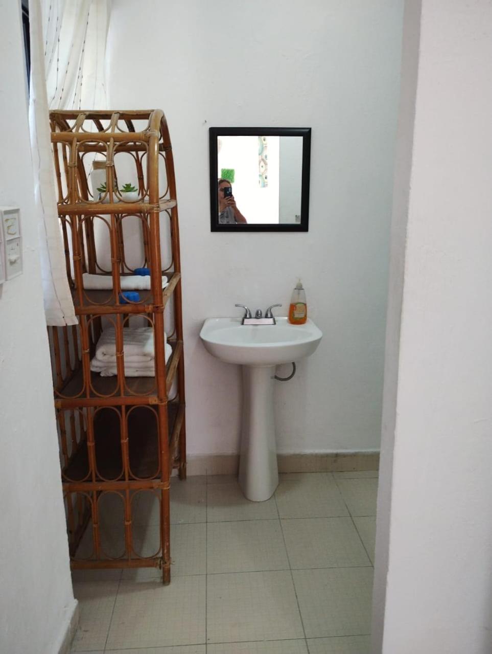 One-Bedroom Apartment - Photo 4