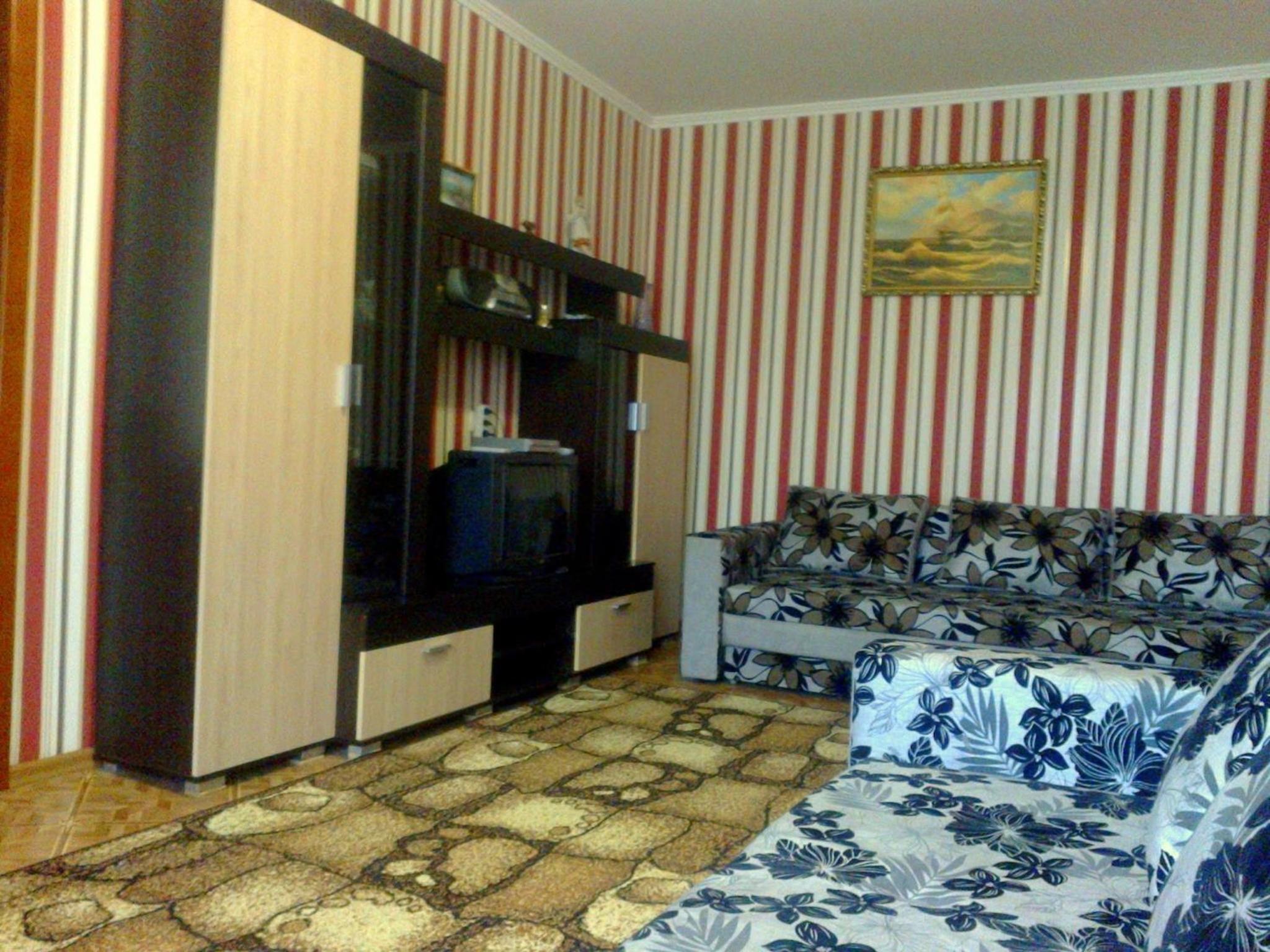 Apartment photo 2