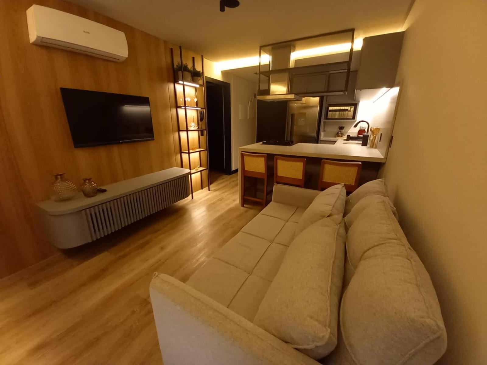 One-Bedroom Apartment photo 1