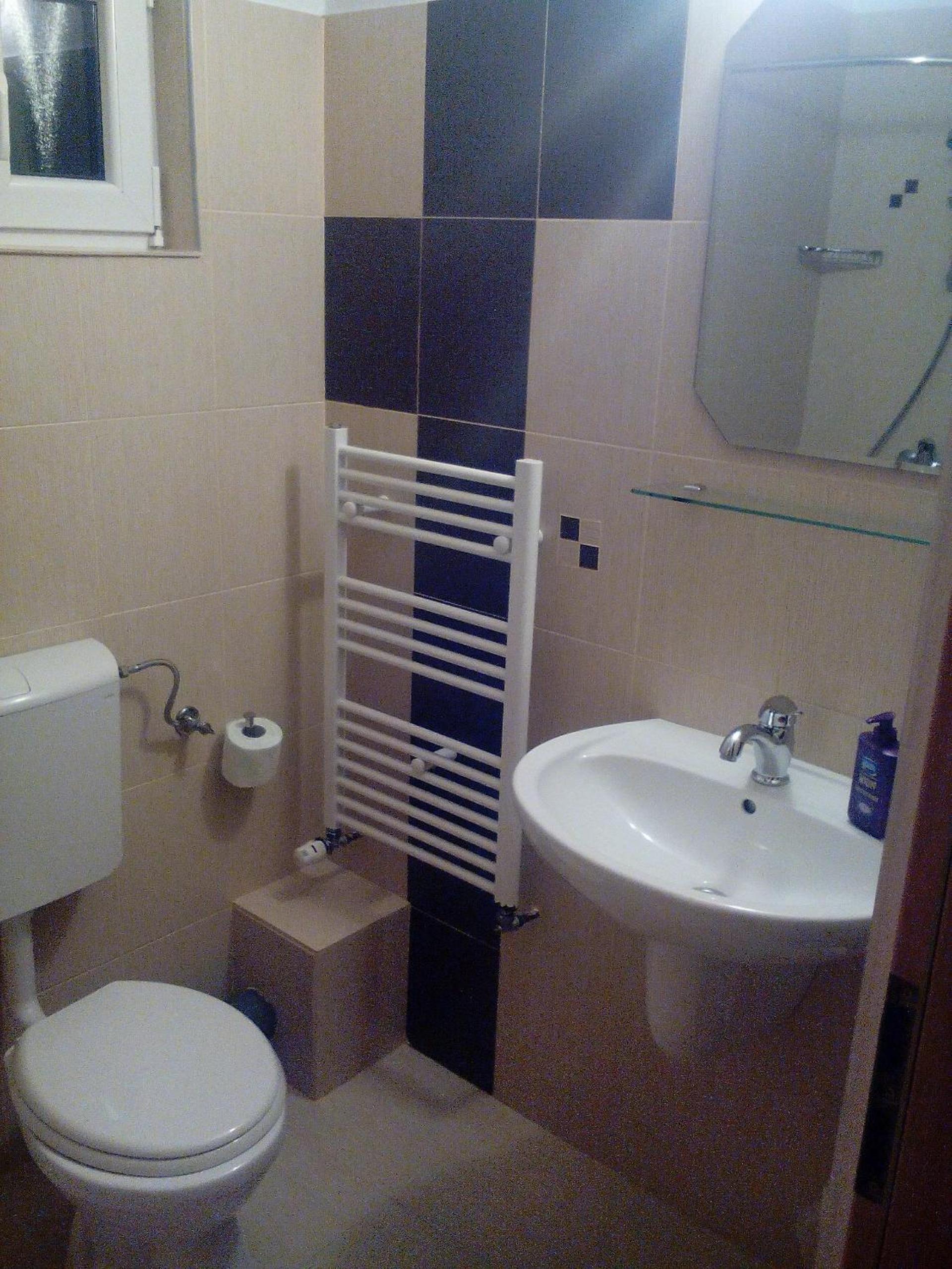 Triple Room with Balcony - Photo 4
