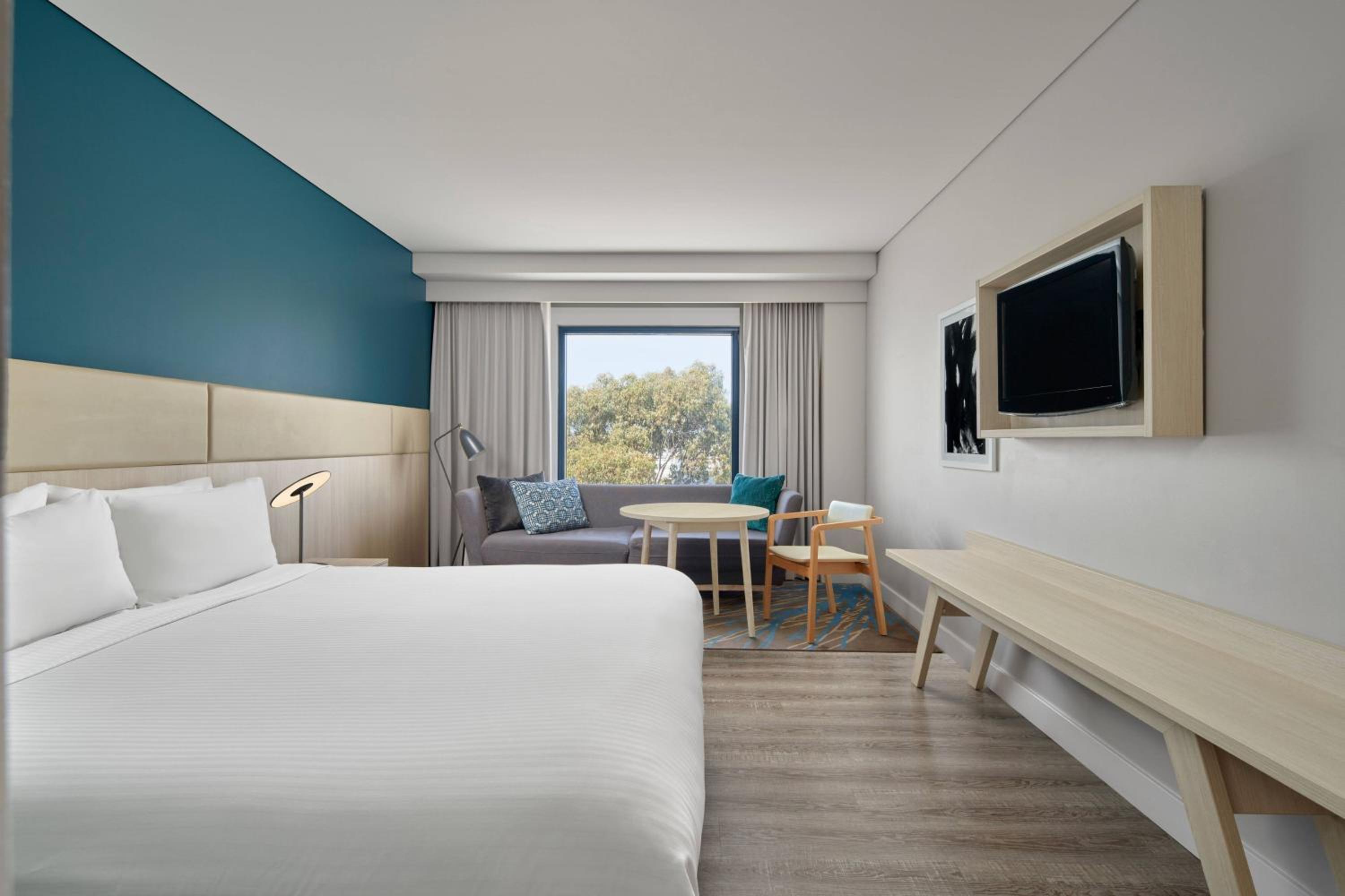 Guest Room, 1 King