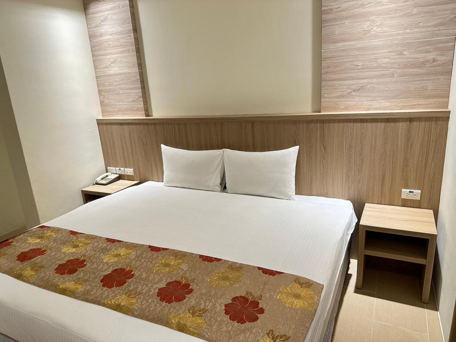 Economy Double Room photo 3