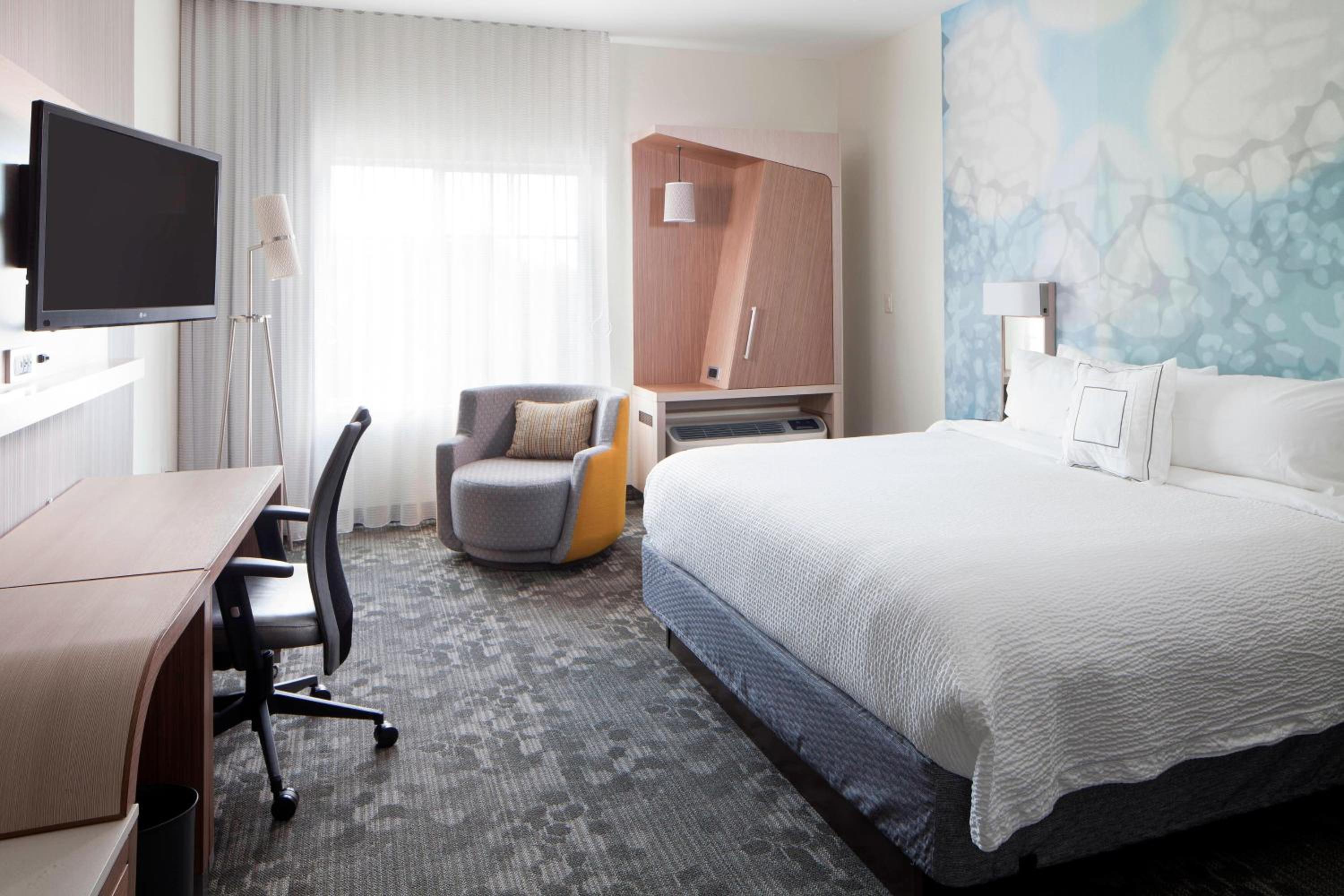 King Room with Sofa Bed