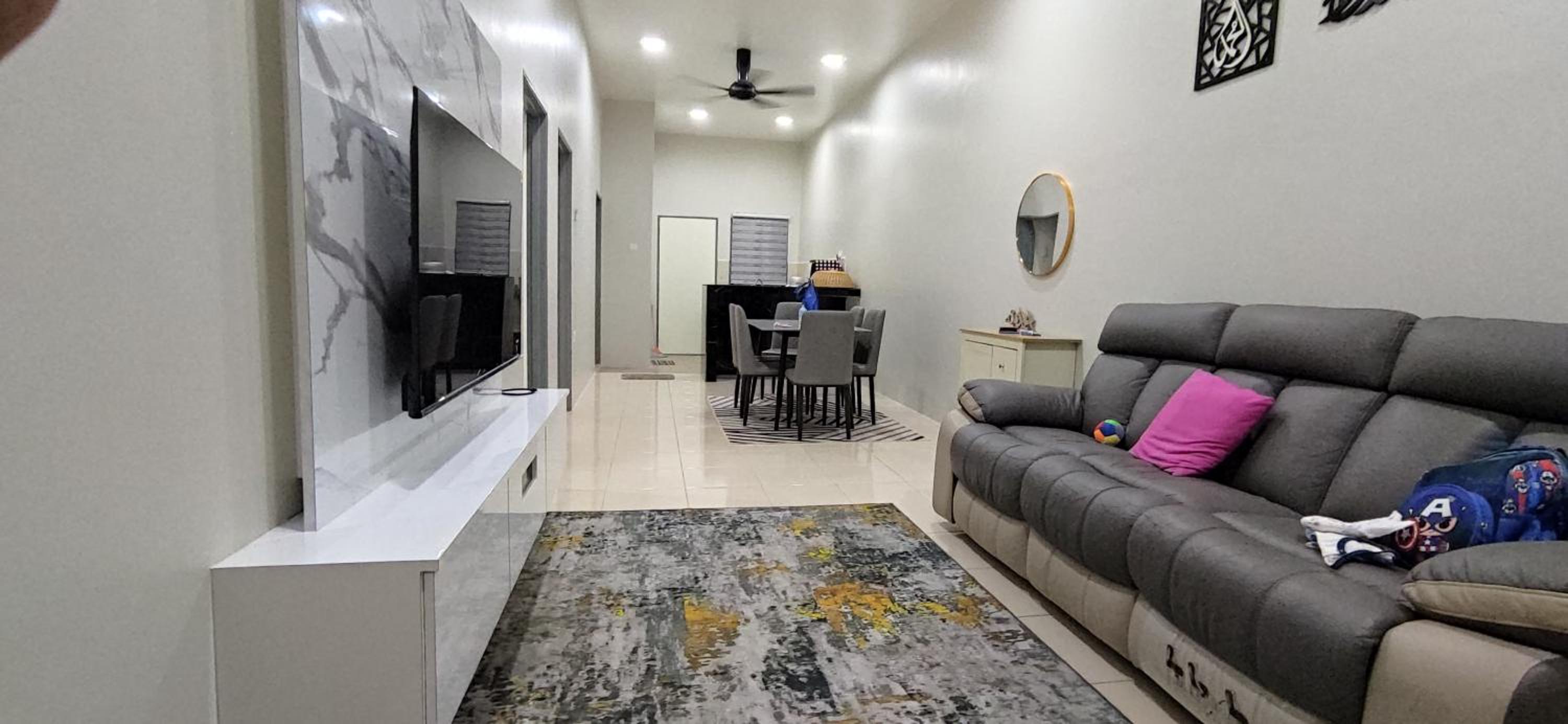 Three-Bedroom House photo 1