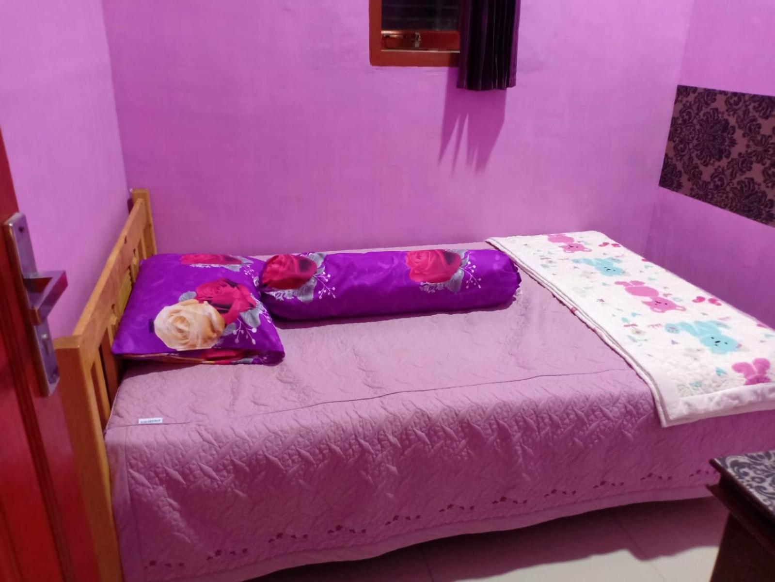 Small Double Room photo 1