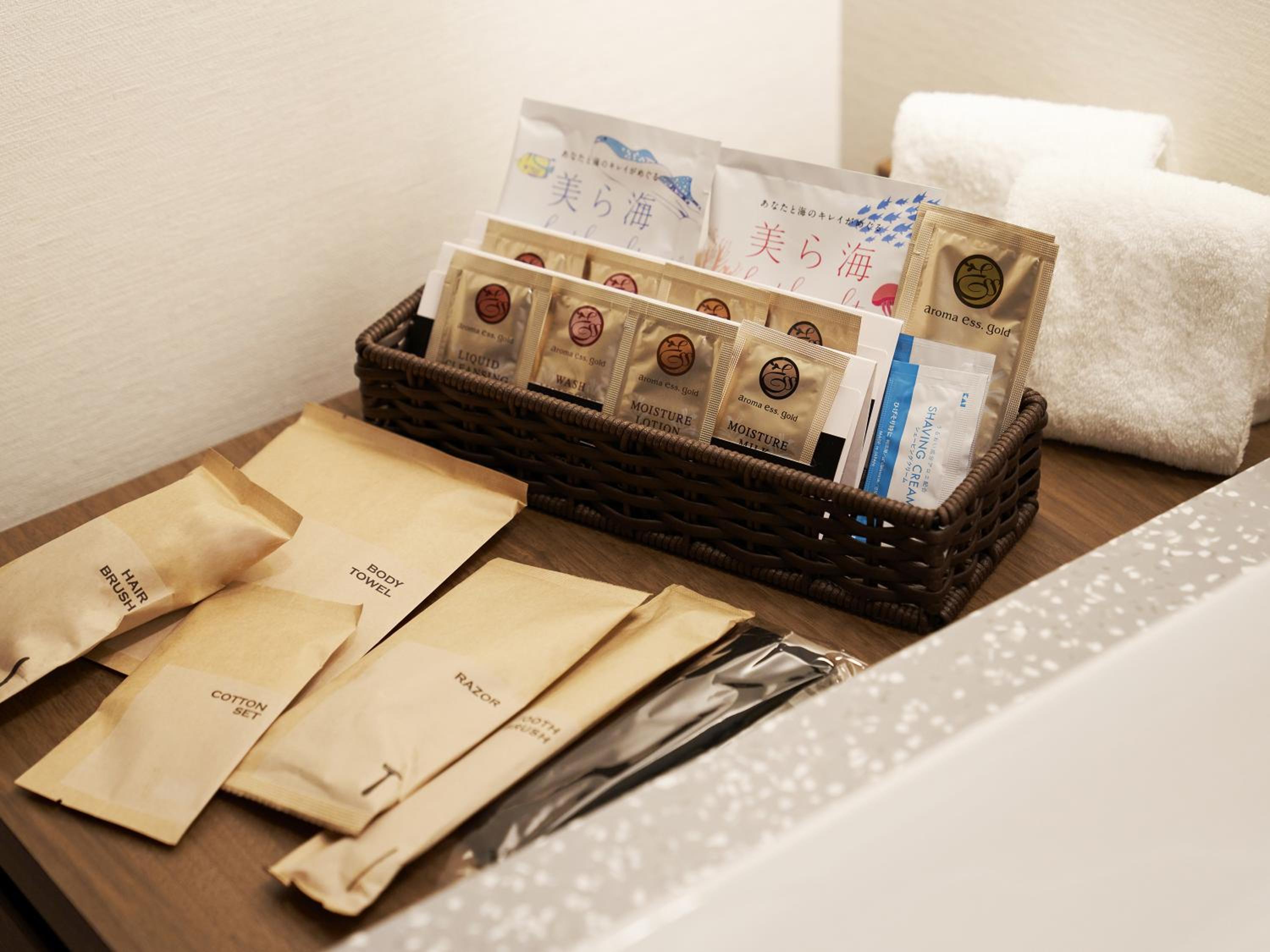 Deluxe Twin Room  with Club Lounge Access - Photo 9