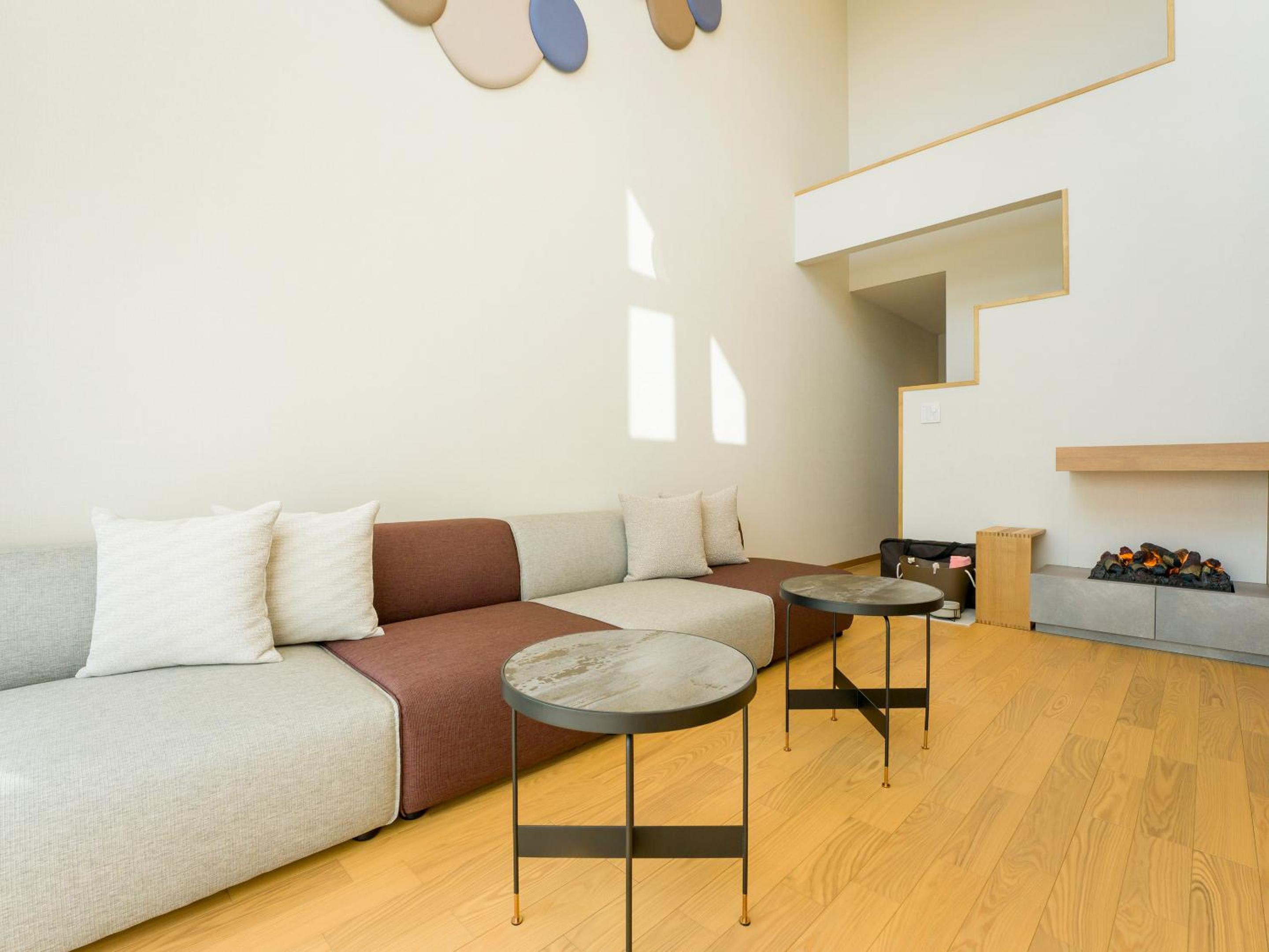 109 - Simple Modern Pets Friendly - photo 1