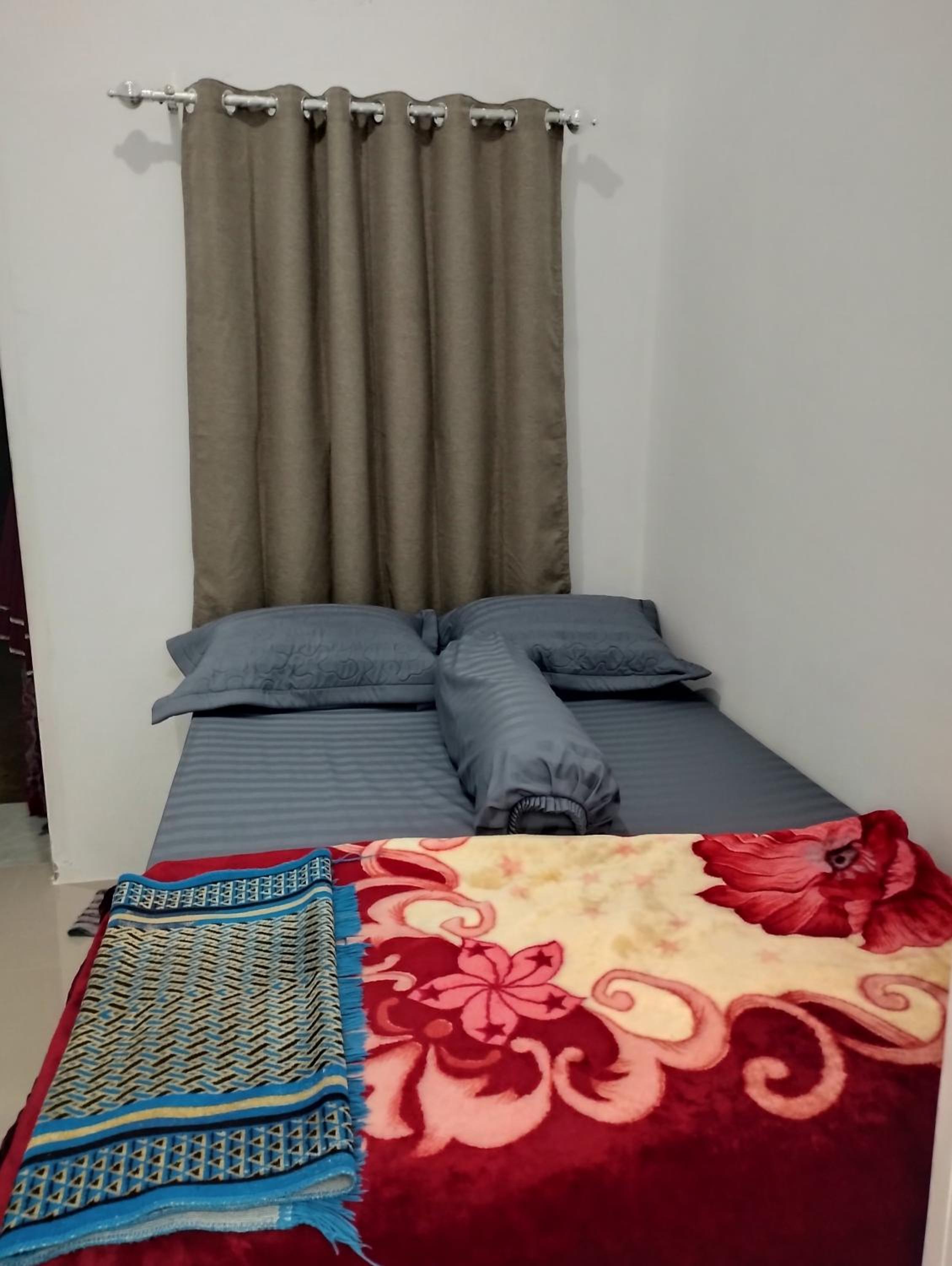 Single Room With Private Bathroom photo 3