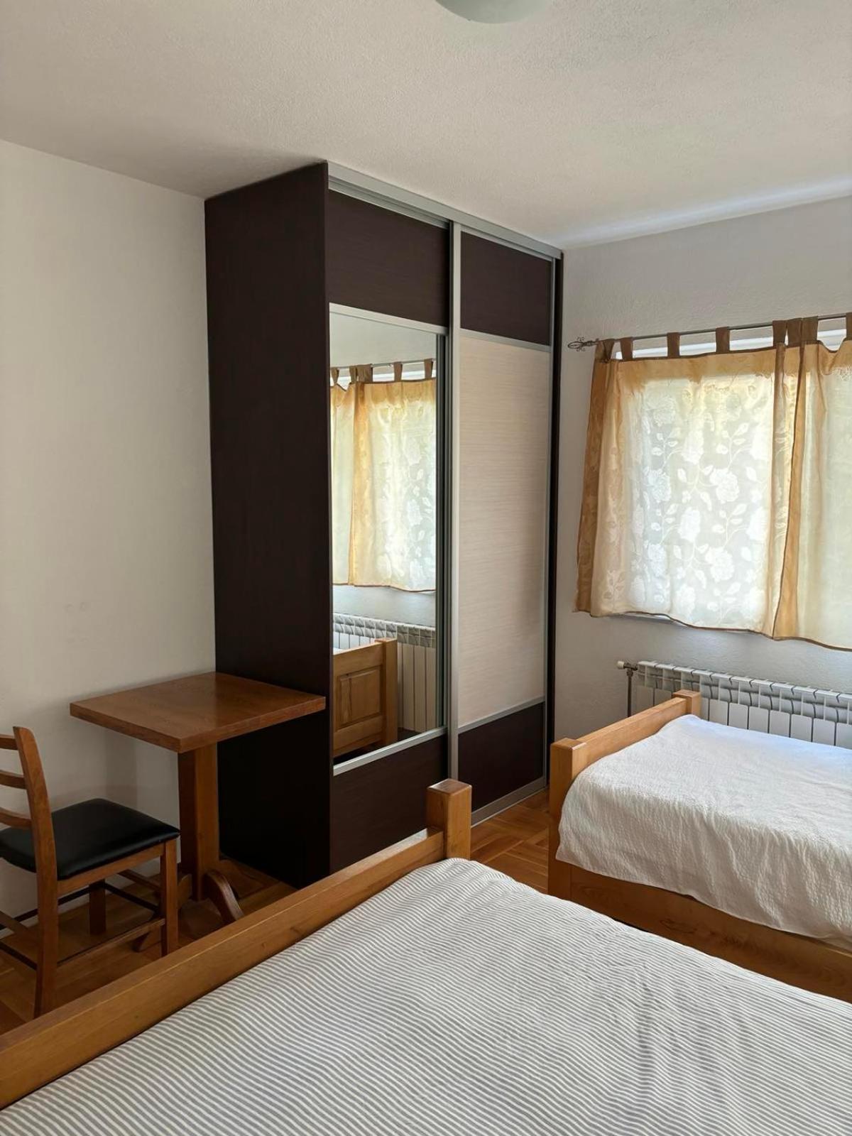Four-Bedroom House photo 1