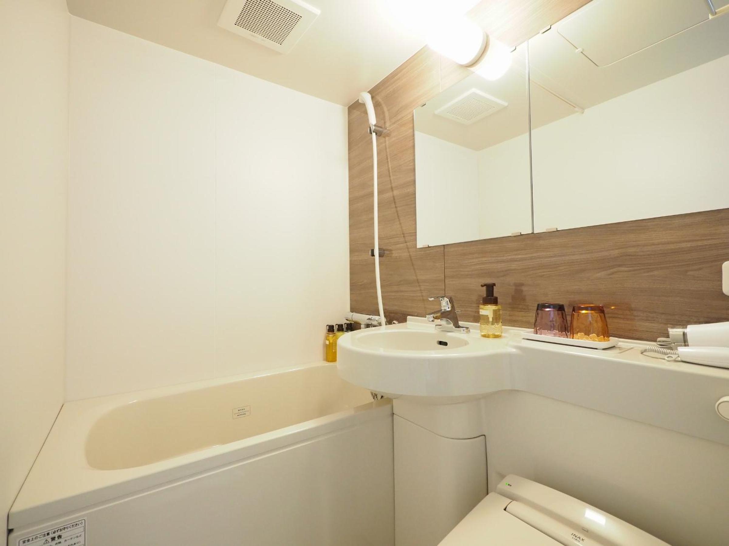 Double Room - Smoking - Photo 3