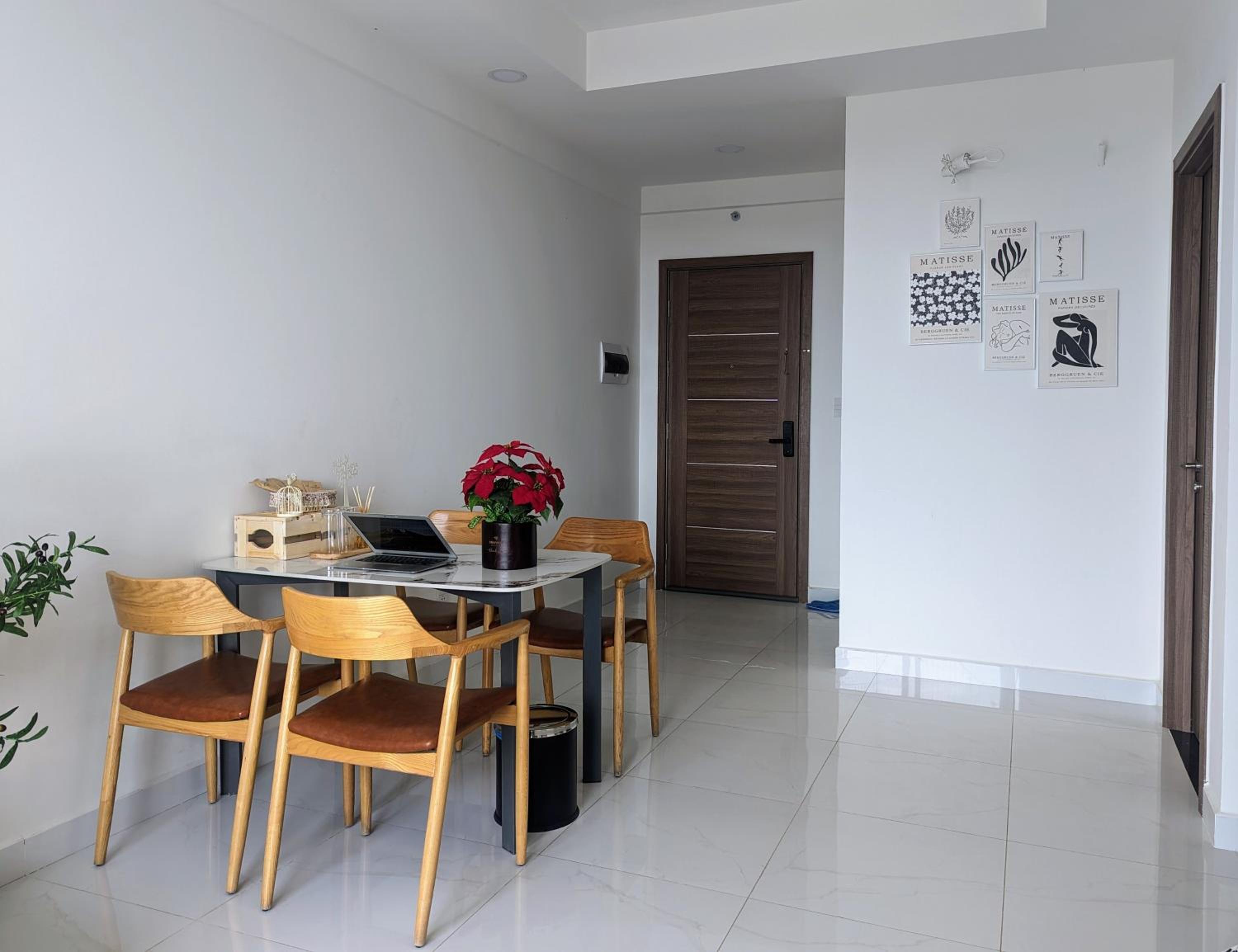 Two-Bedroom Apartment photo 2