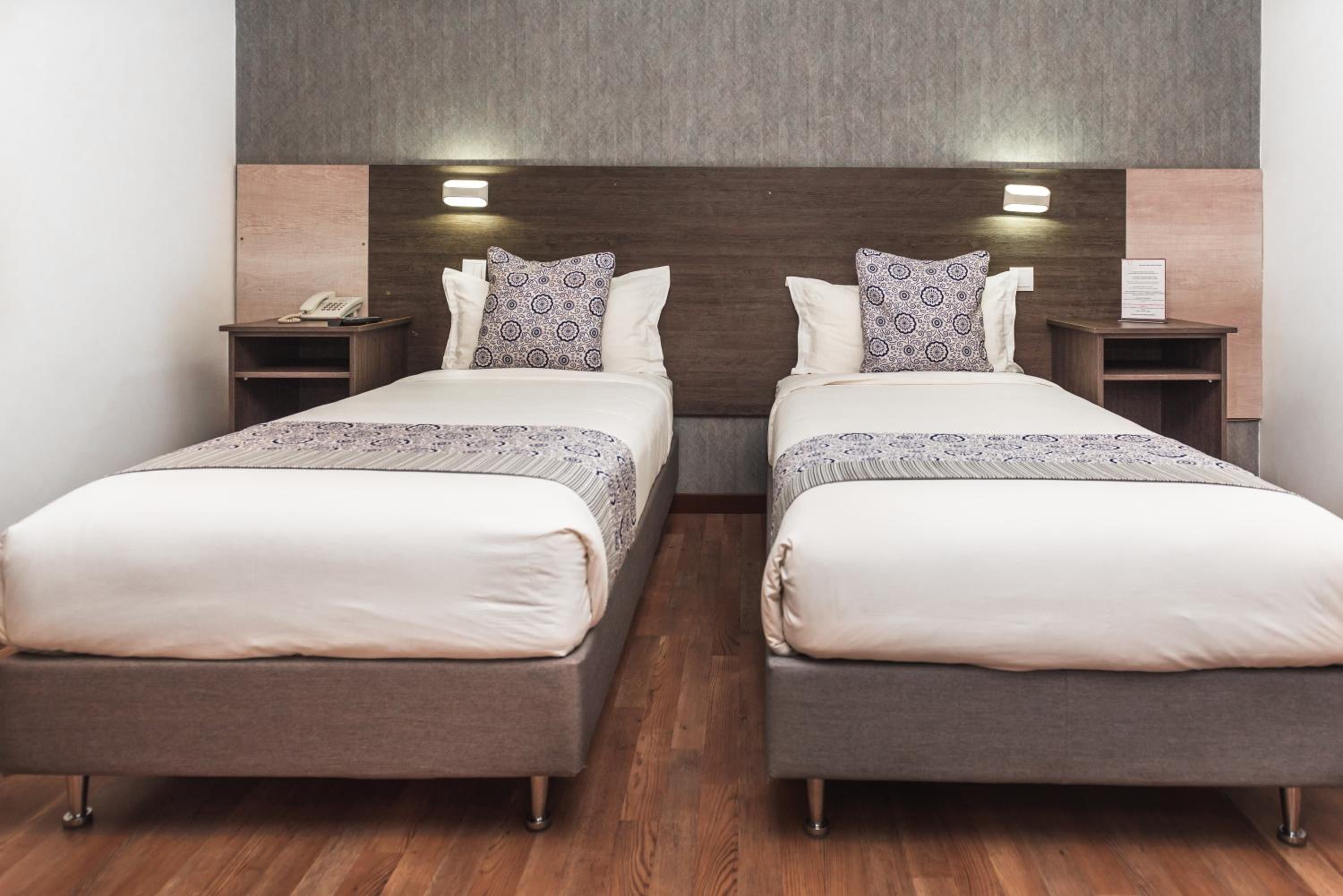 Deluxe Double or Twin Room with side front Balcony photo 3