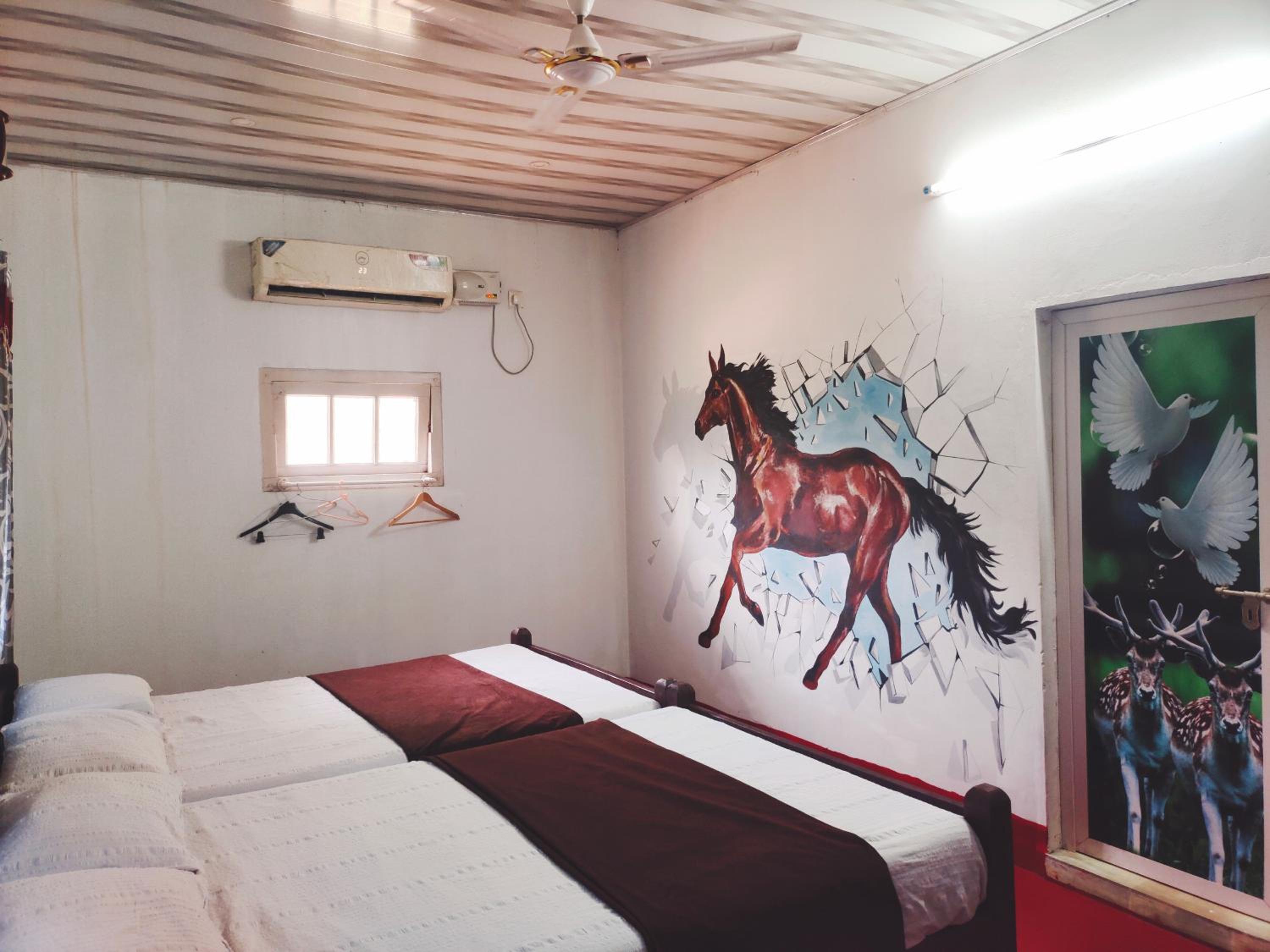 Large Double or Twin Room - Photo 6