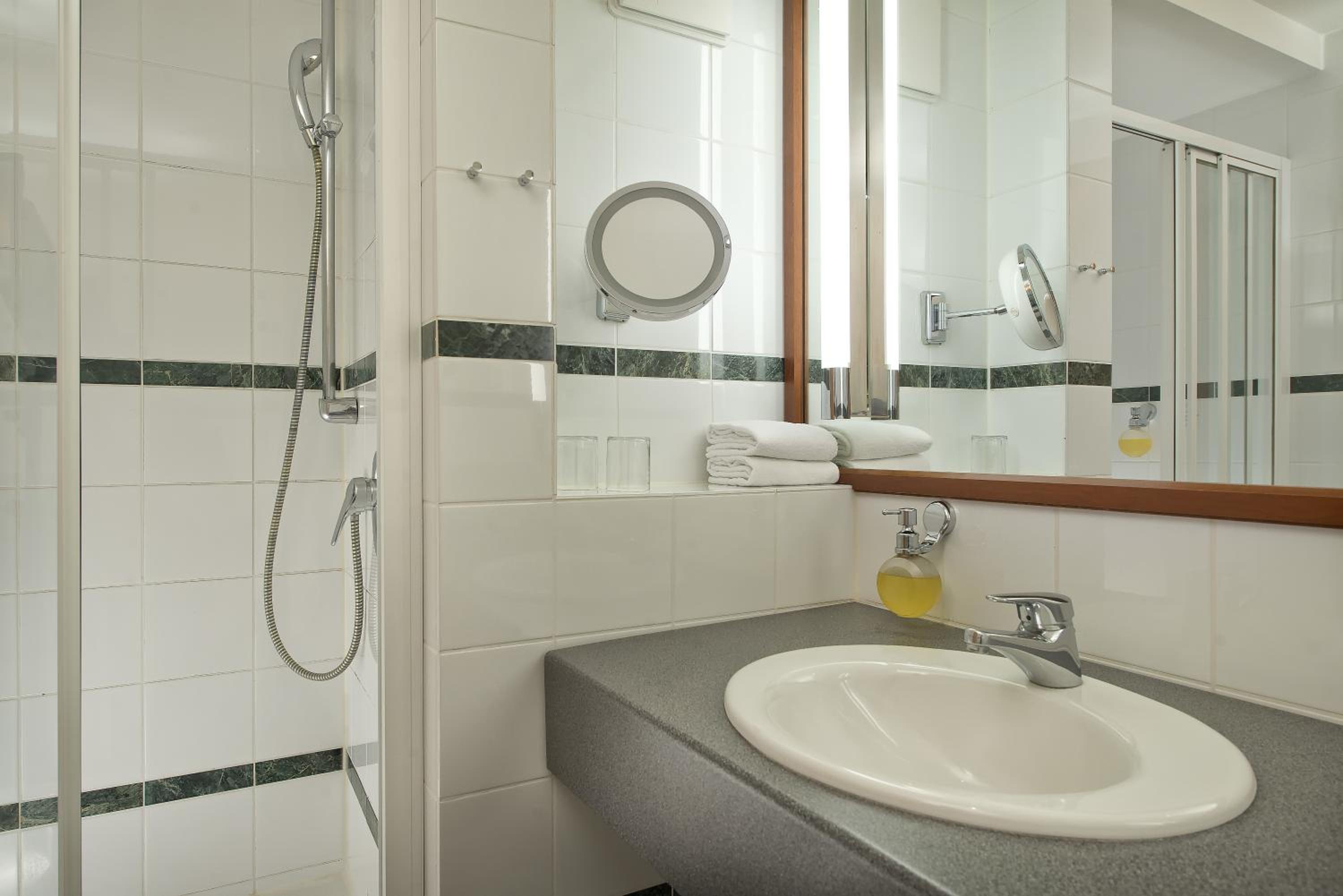 Standard Room - Photo 6