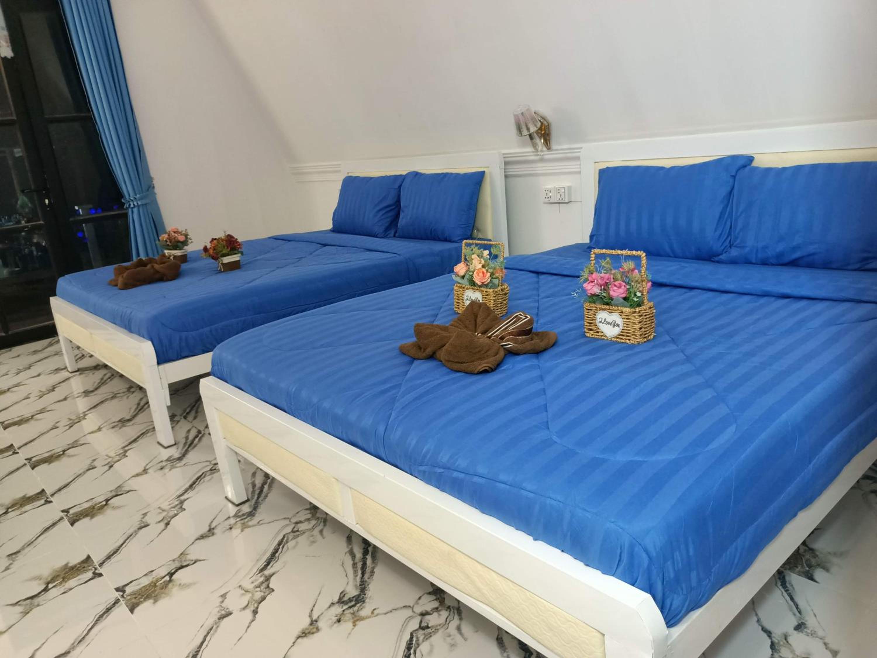 Double Room with Private Bathroom photo 3