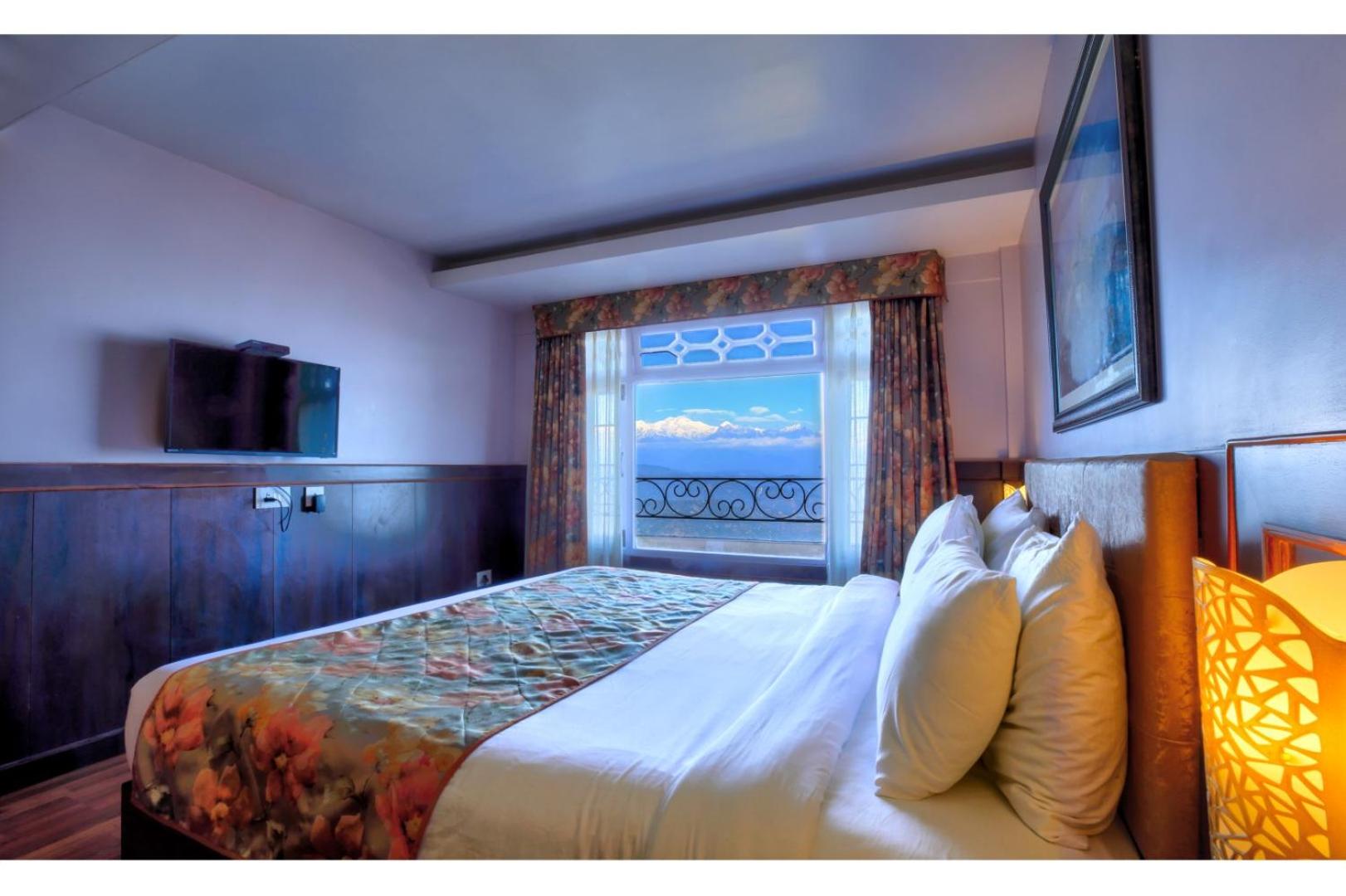 Premium Room with View  - Photo 5