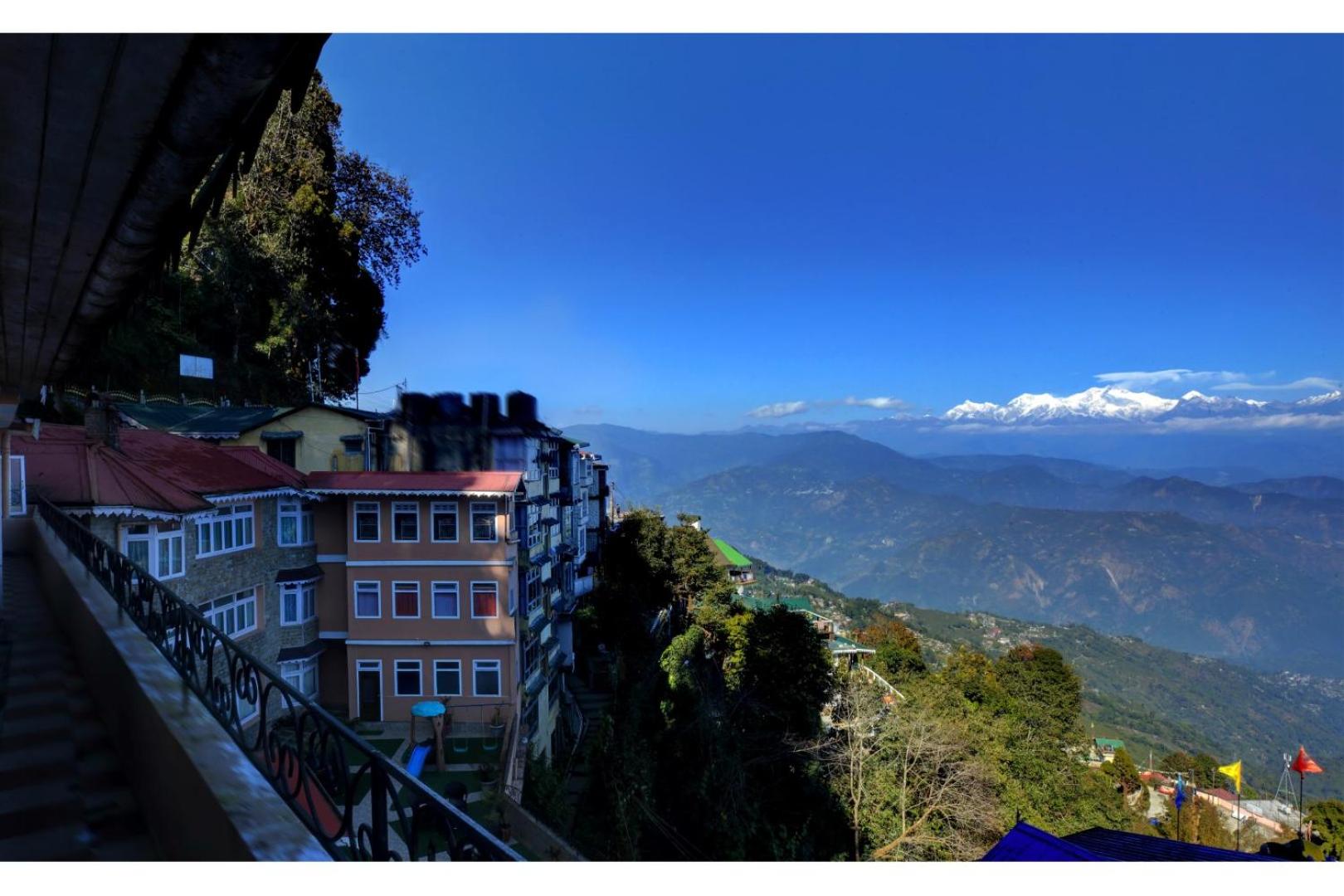 Premium Room with View  - Photo 10