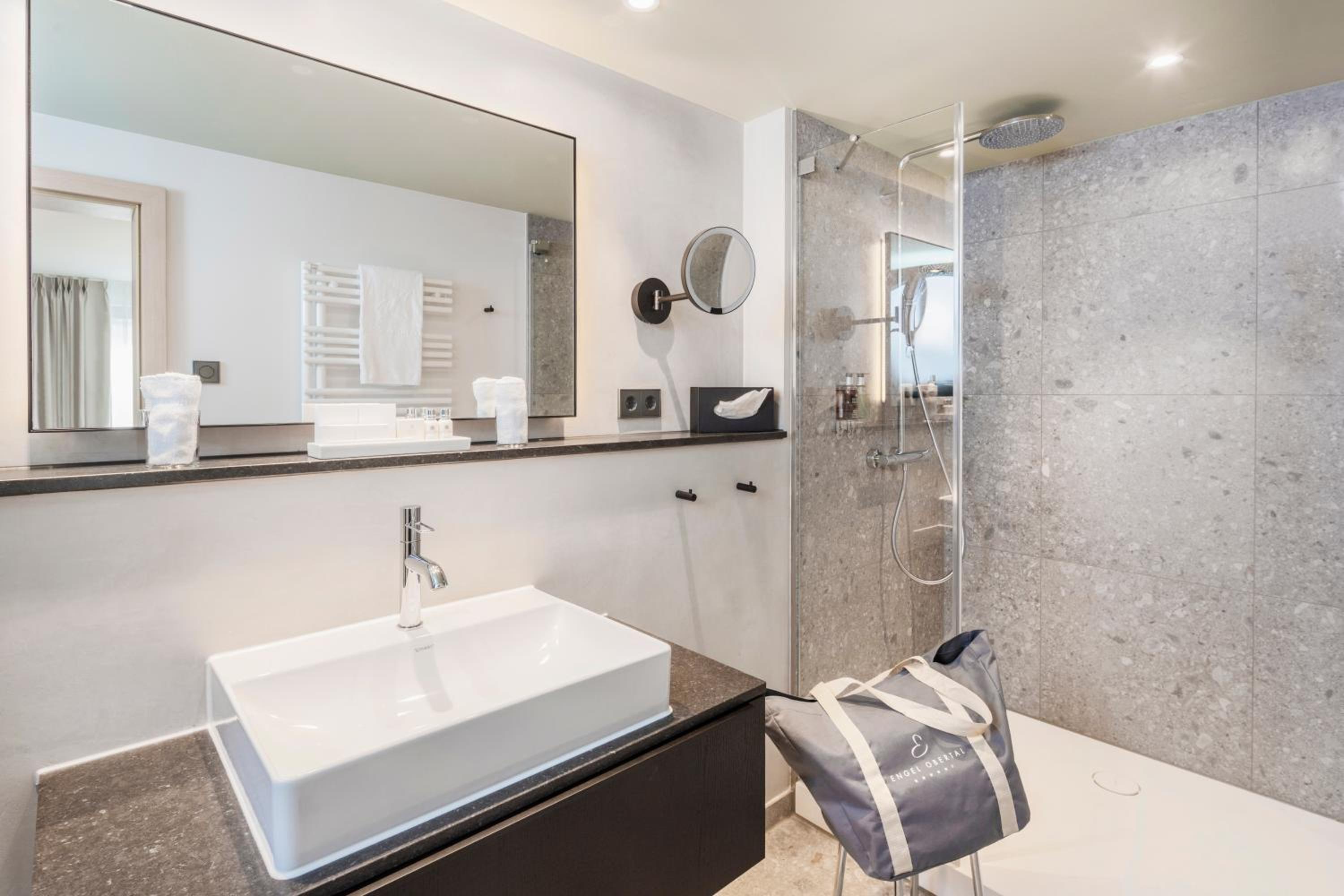 Modern Double Room - Photo 2