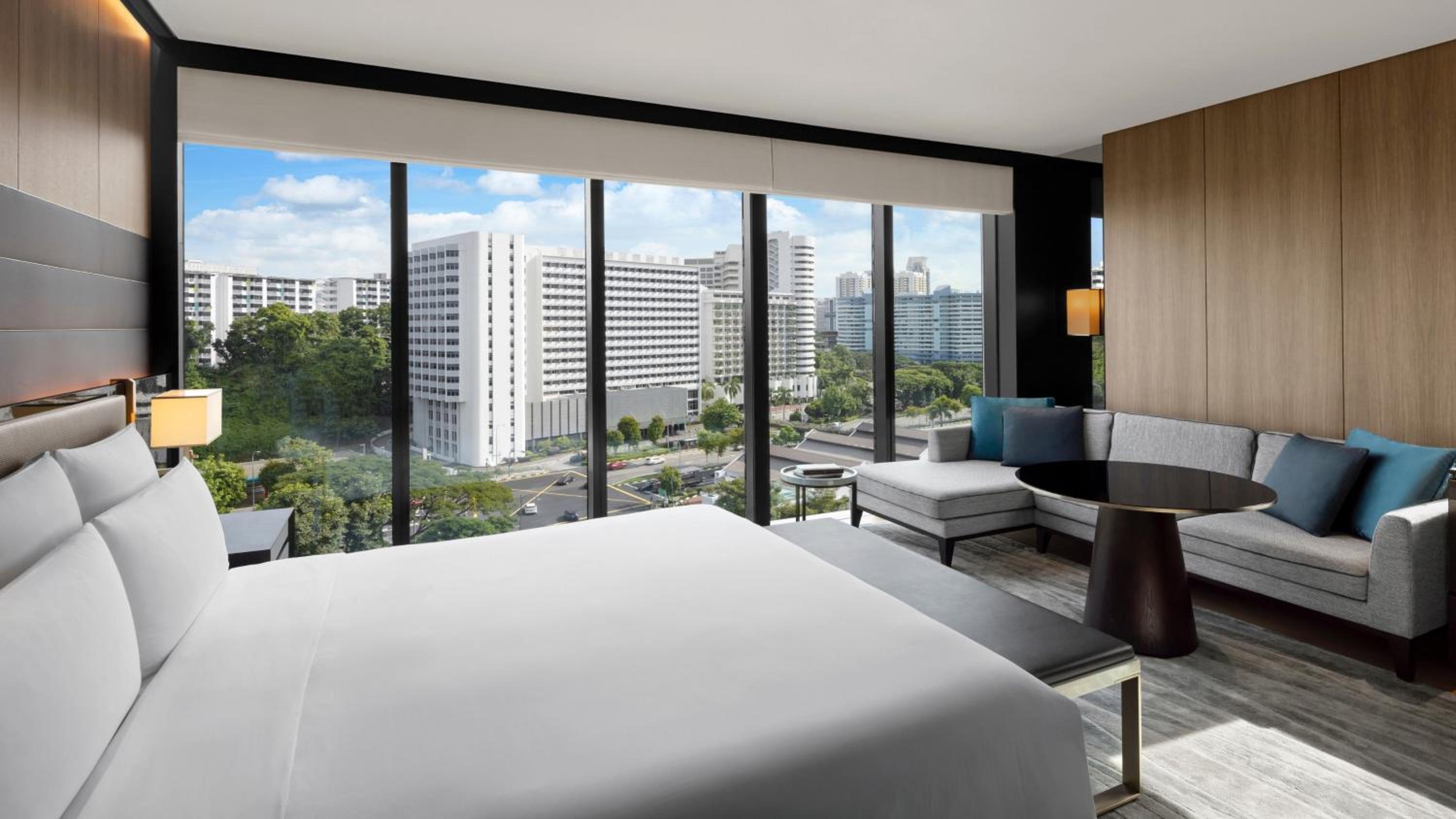 Junior King Suite with River View