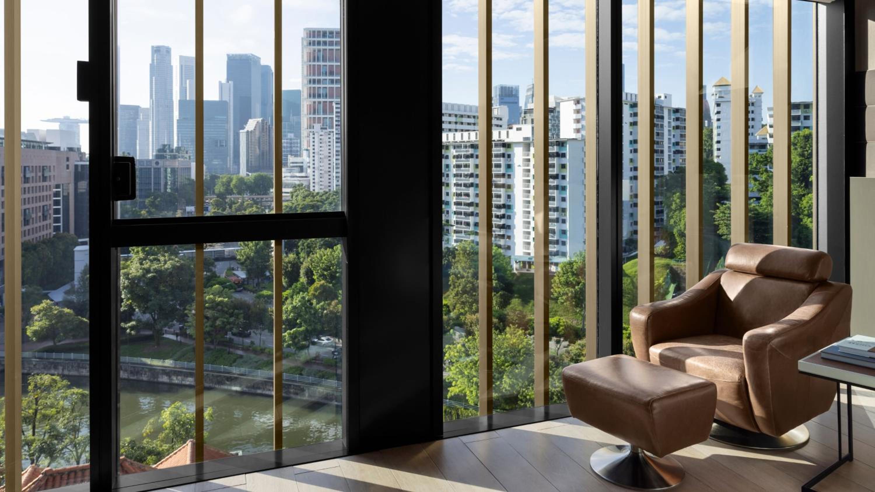 Junior King Suite with River View