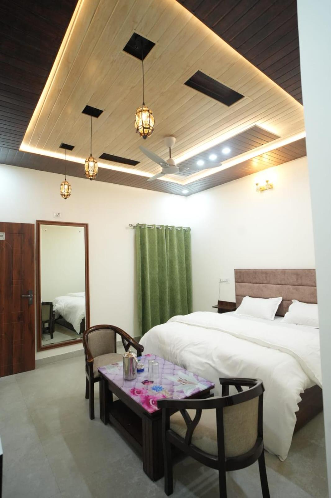 Budget Single Room photo 2
