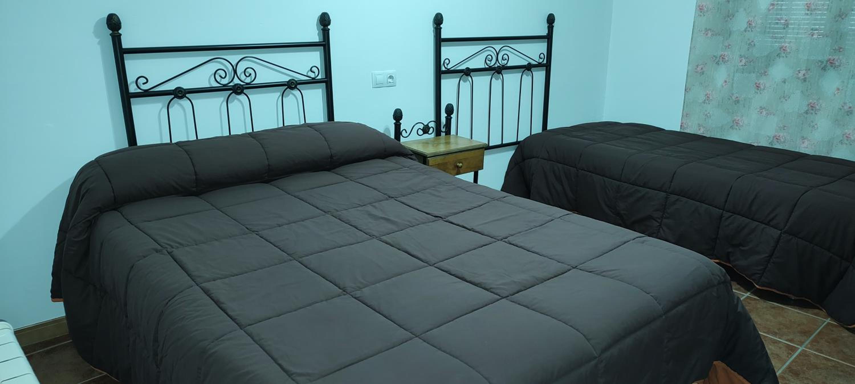 Two-Bedroom House - Photo 5