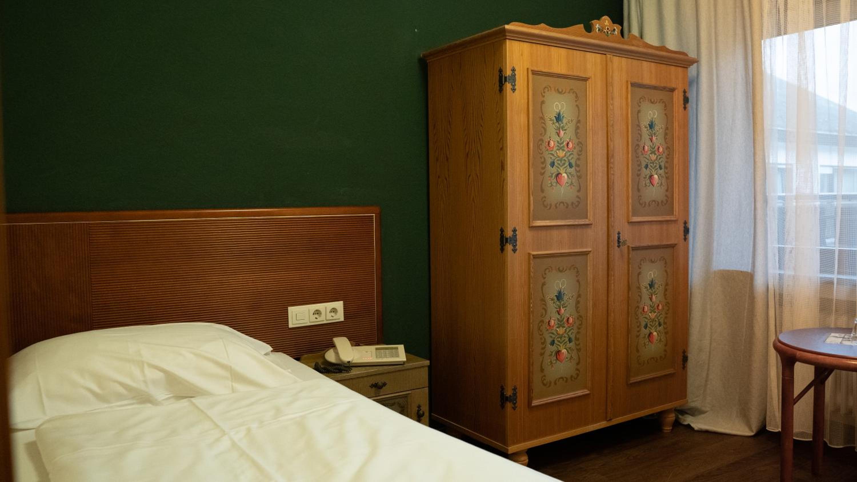 Single Room - Photo 3