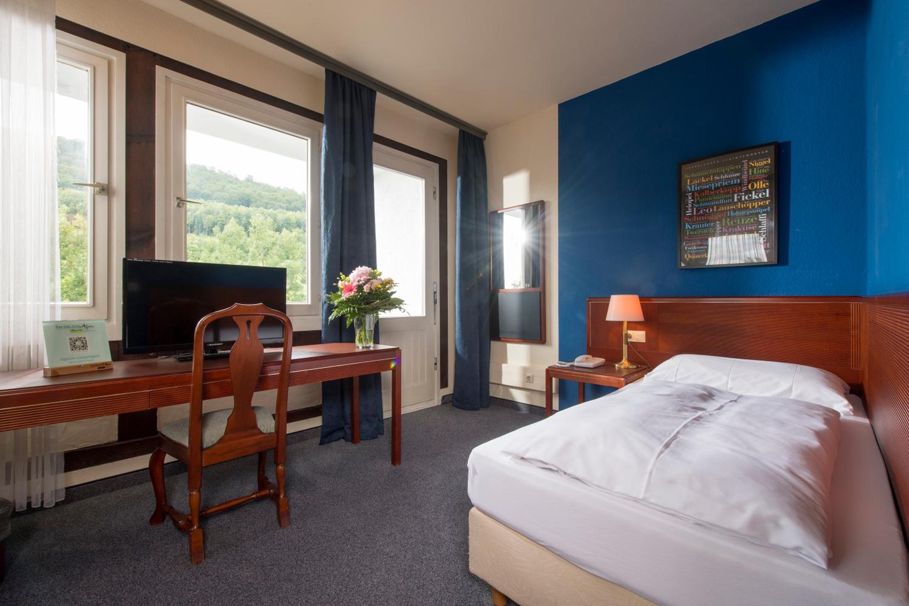 Single Room - Photo 1
