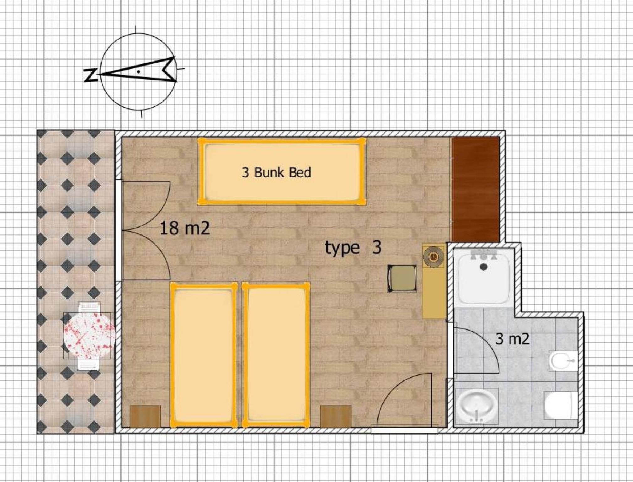 Quadruple Room with Balcony - Photo 13
