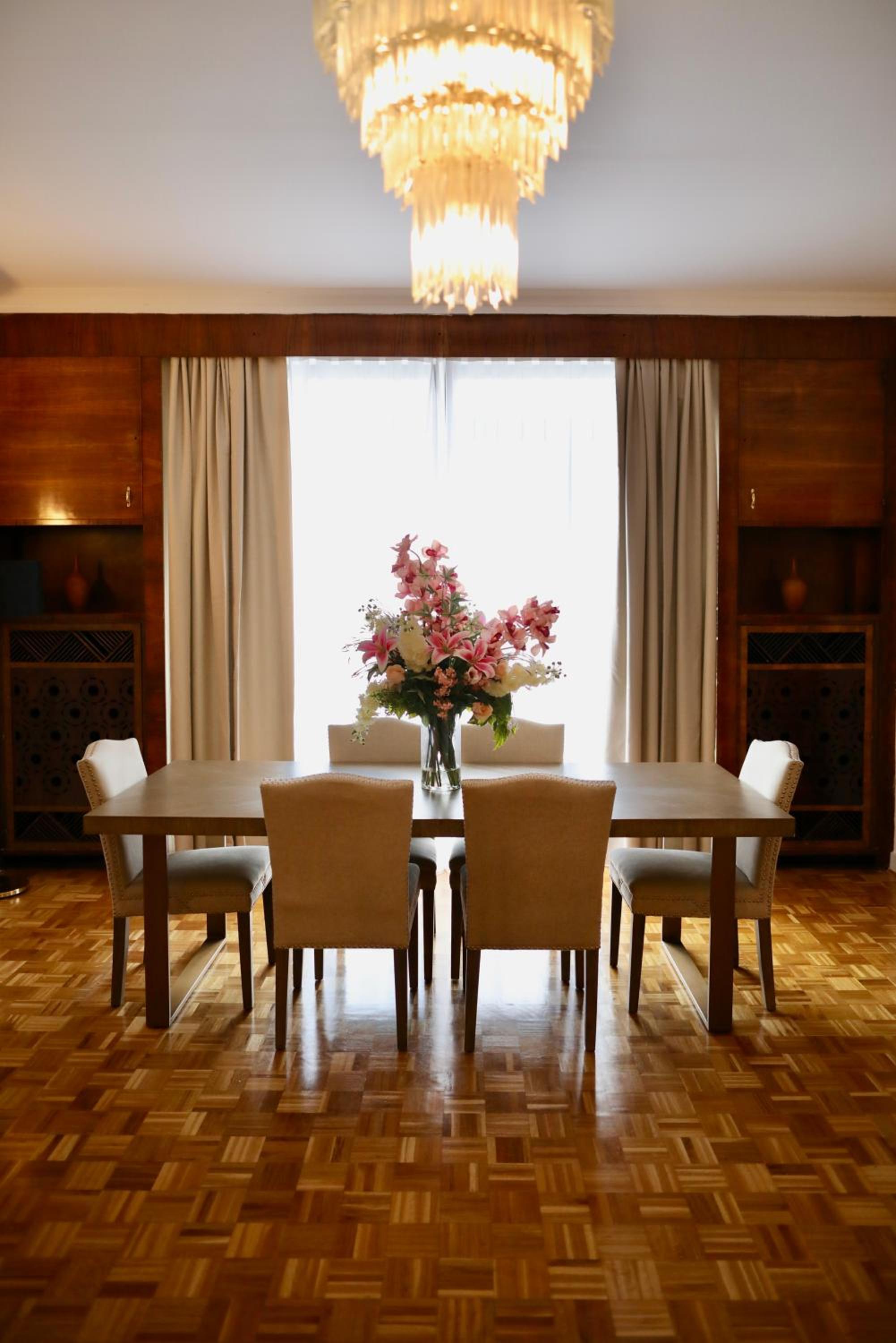 Suite with City View - Photo 10