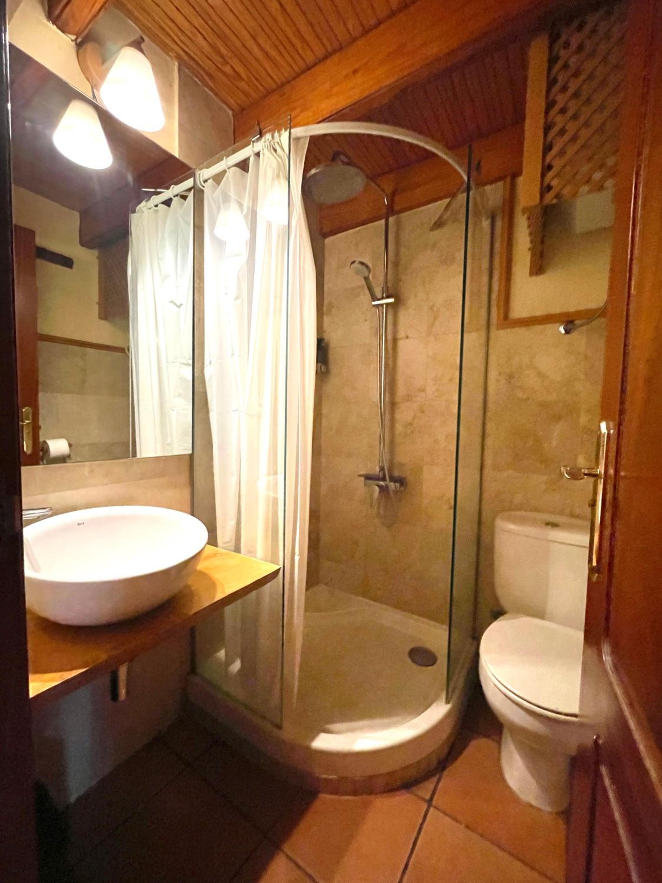 One-Bedroom Villa - Photo 20