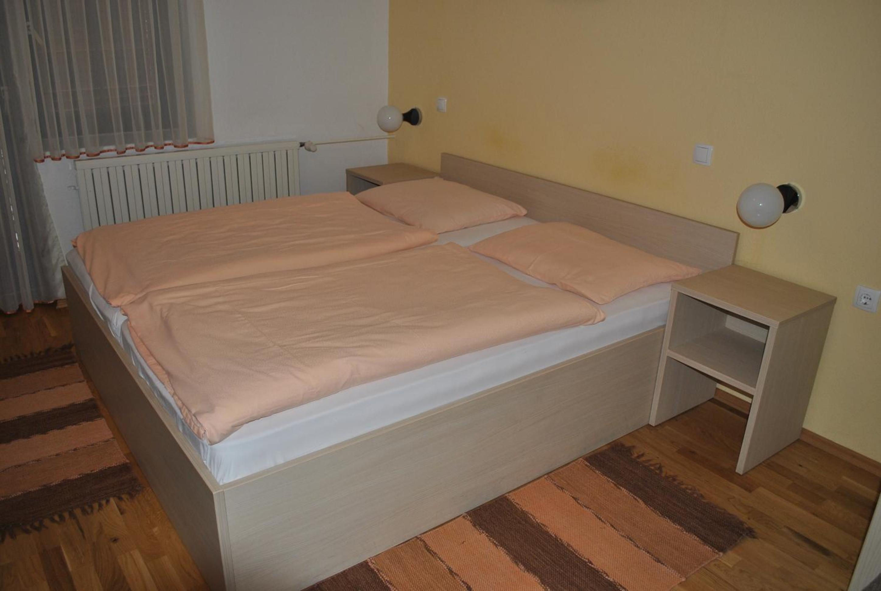 Double Room - Photo 1
