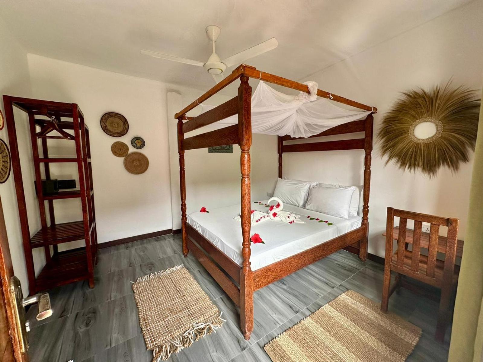 Economy Double Room