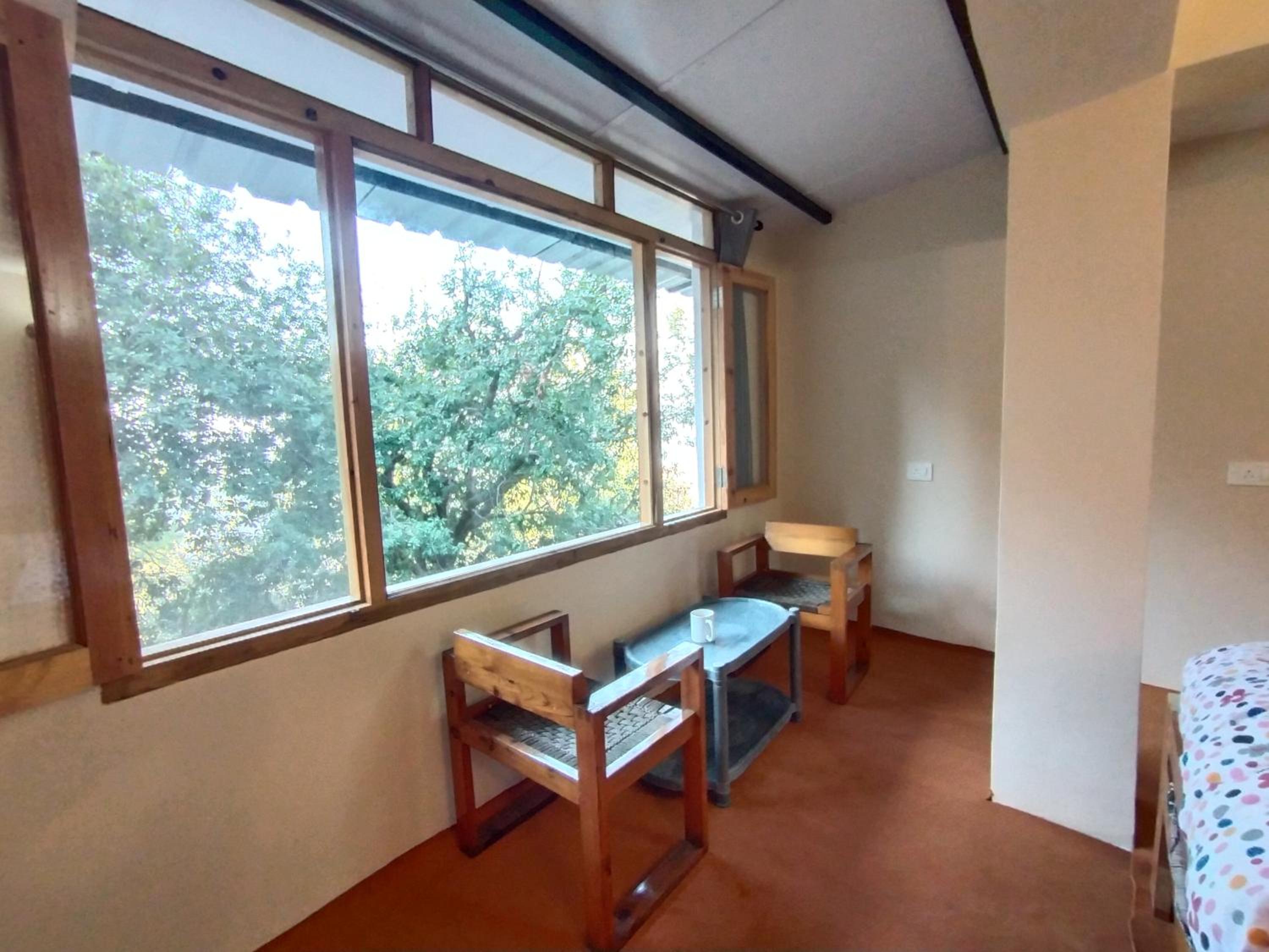 Small Double Room - Photo 1