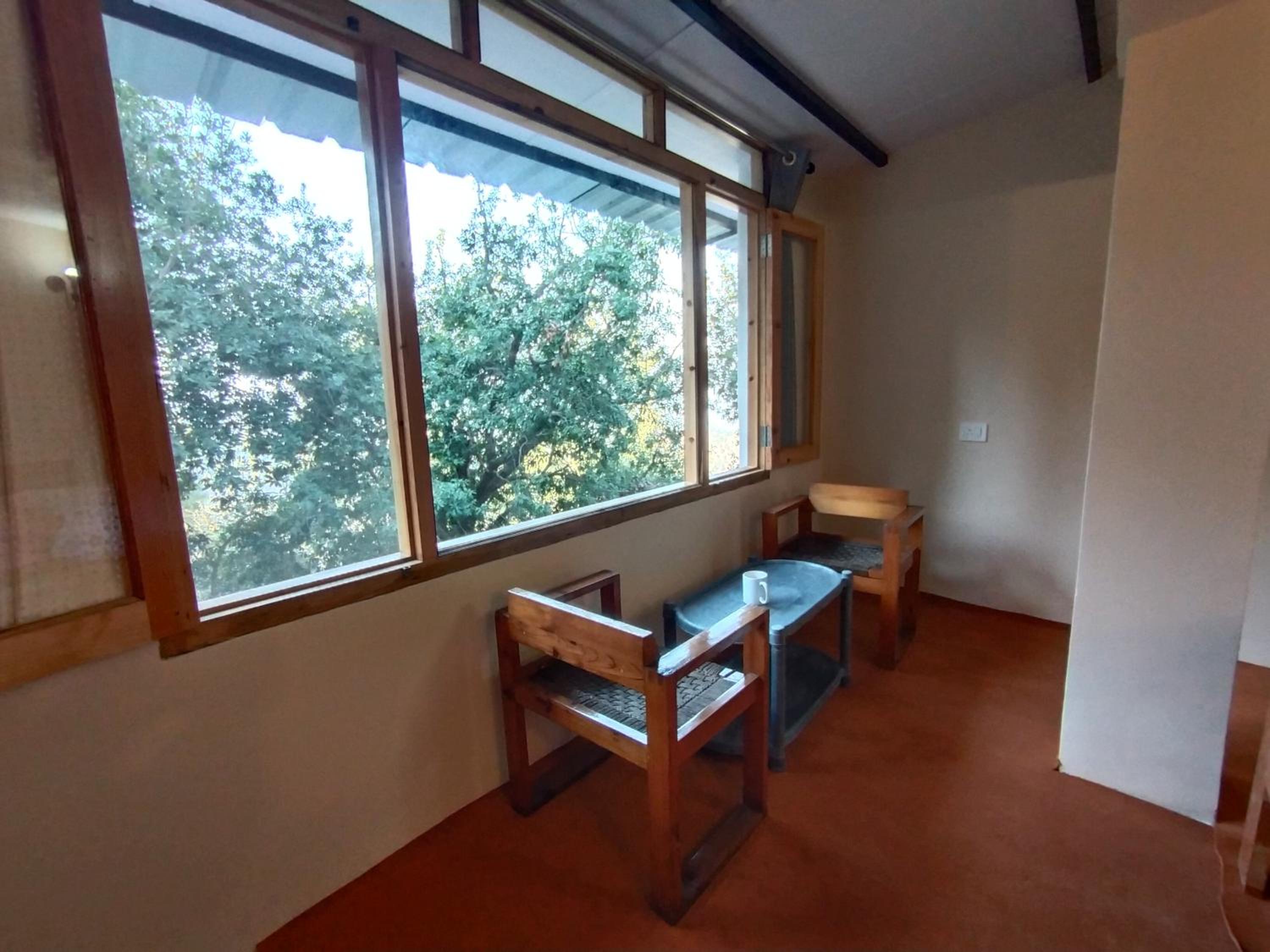Small Double Room - Photo 11