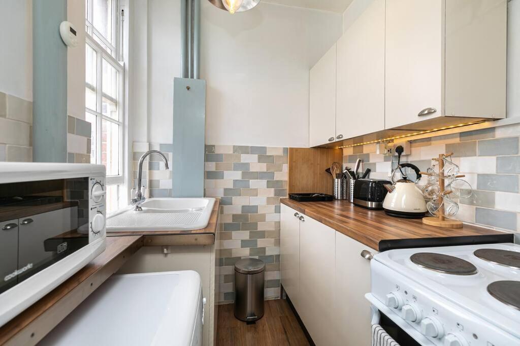 Apartment photo 2