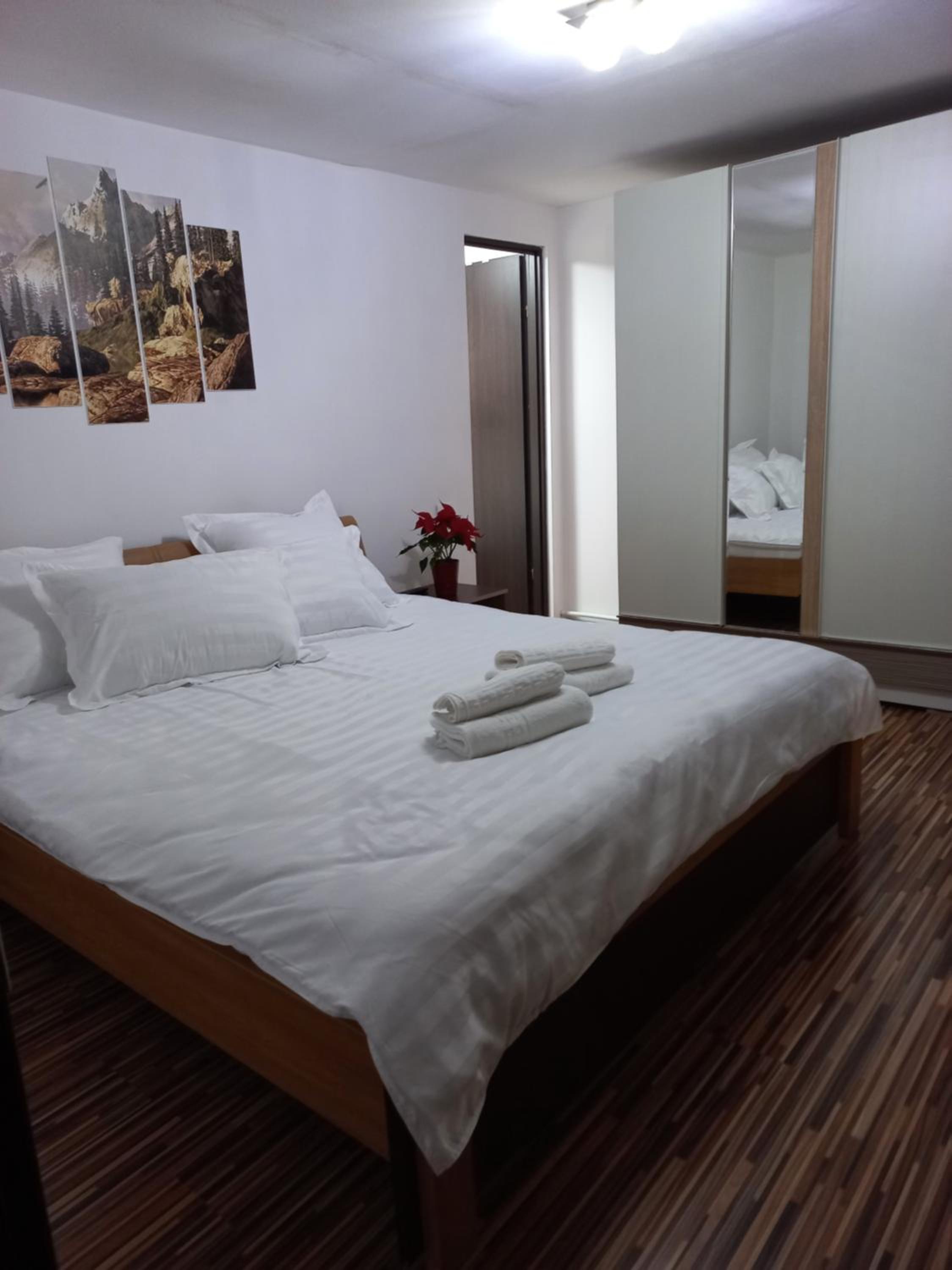 King Room with Mountain View photo 1