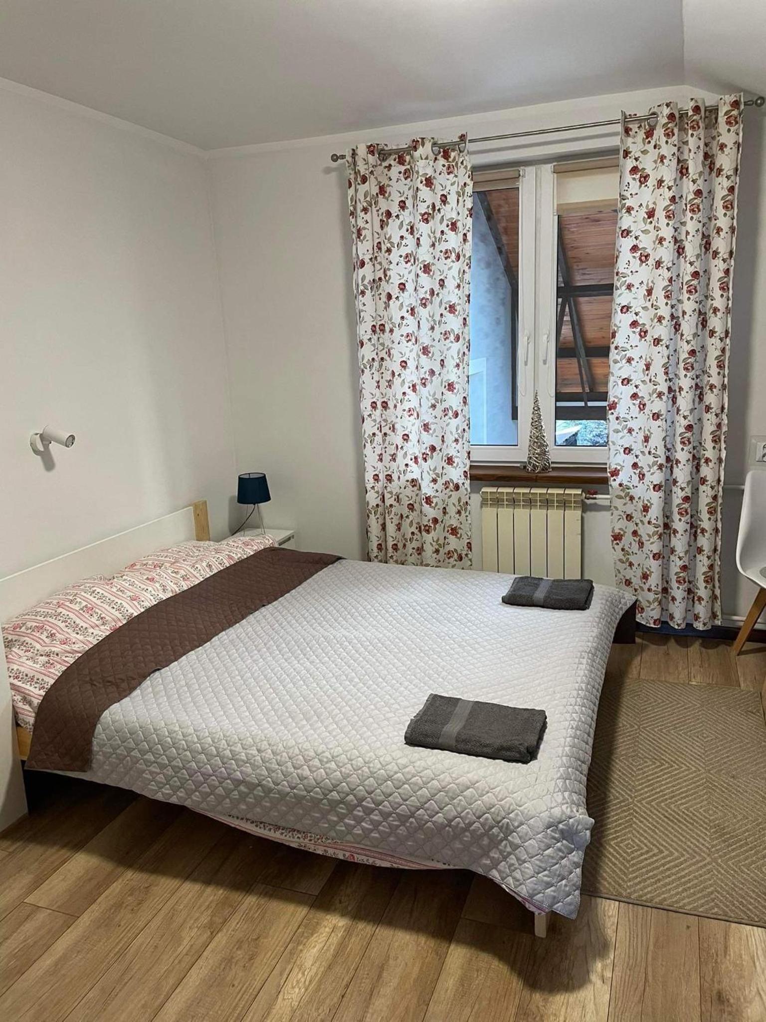Standard Double or Twin Room - Photo 2