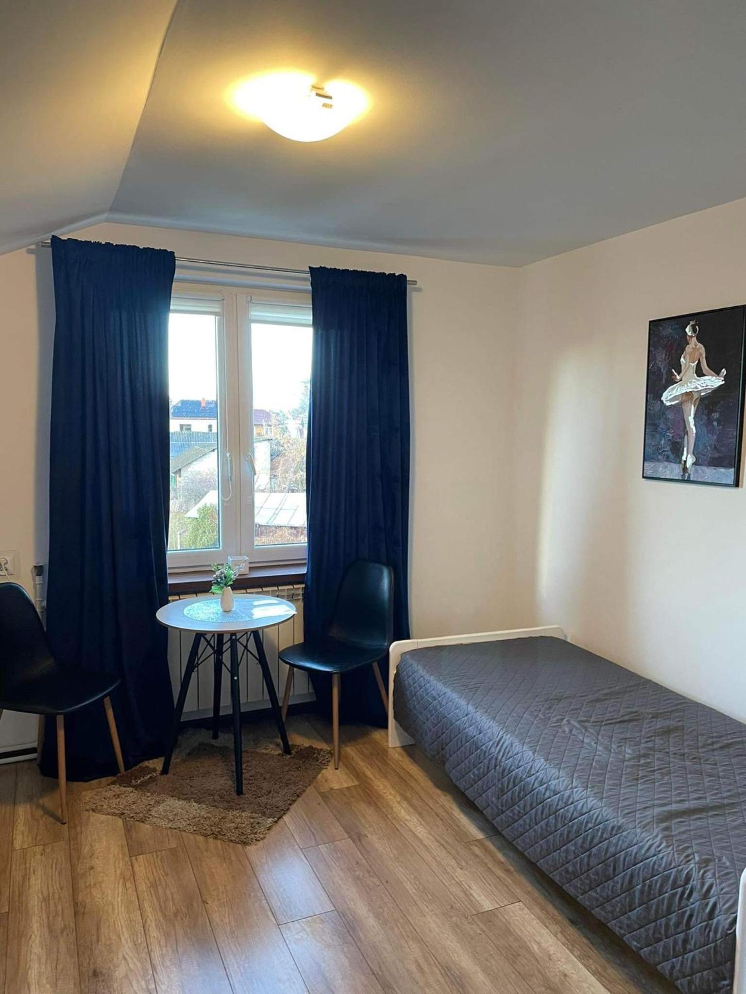 Standard Double or Twin Room - Photo 5