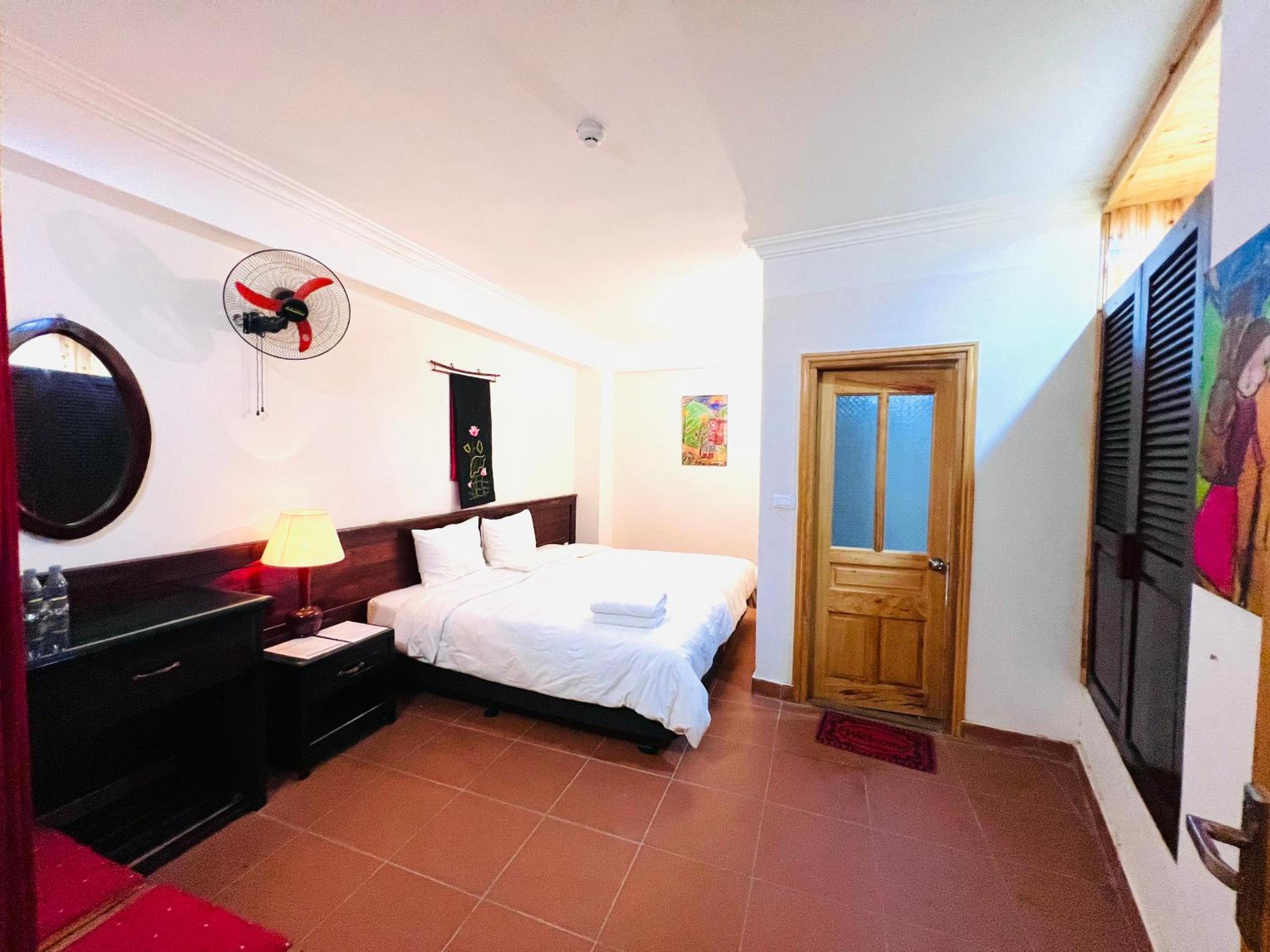 Small Twin Room photo 3
