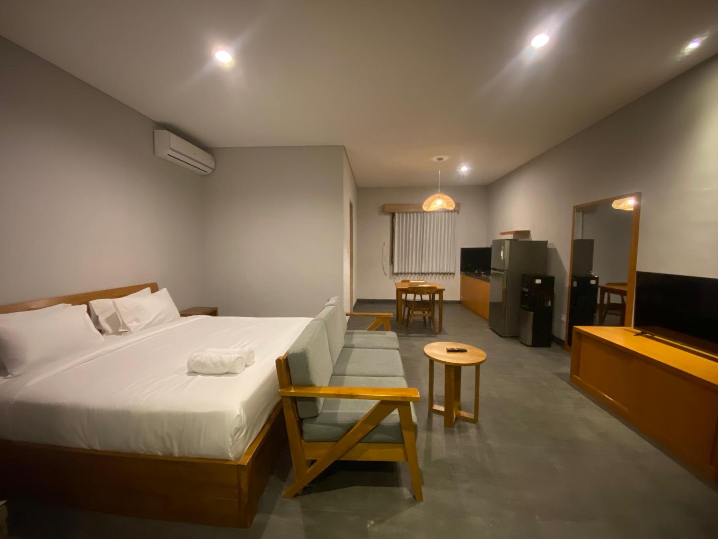 One-Bedroom Apartment