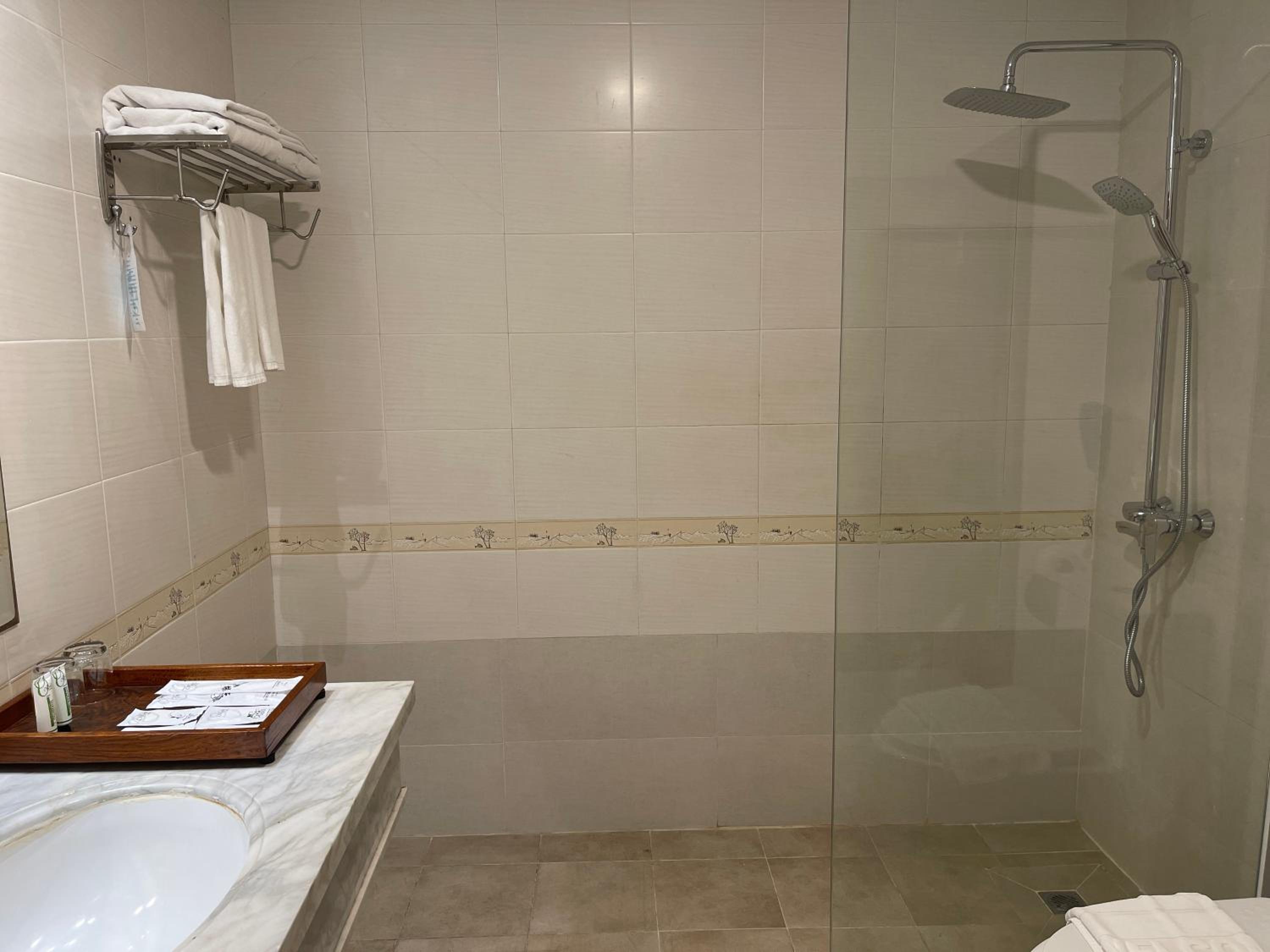Superior Twin Room - Photo 5